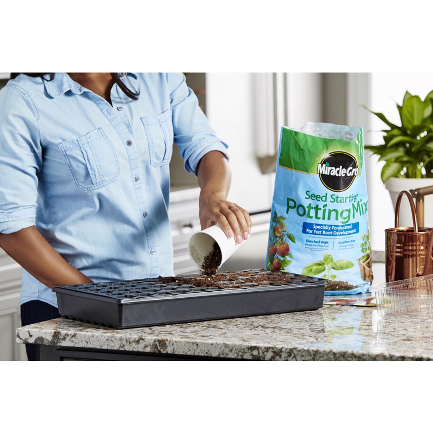 Miracle-Gro All Purpose Seed Starting Mix 8 qt