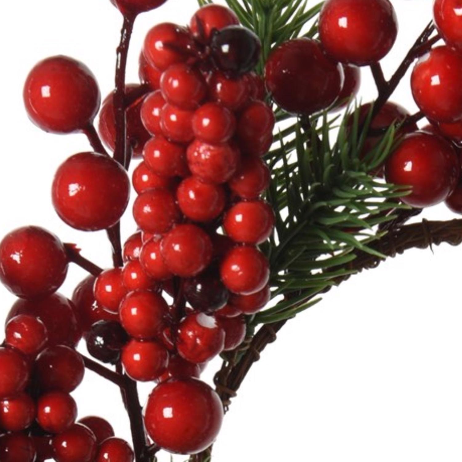 Everlands 10 in. D Berry Wreath