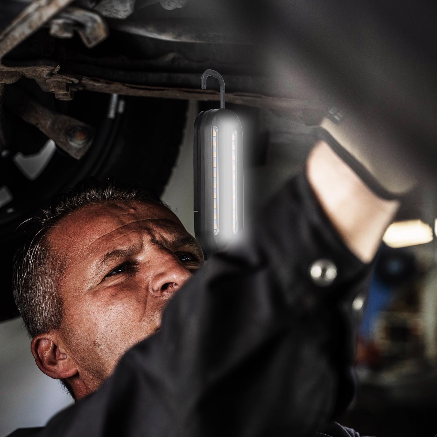 Feit 1000 lm LED Rechargeable Handheld Work Light Stine Home + Yard