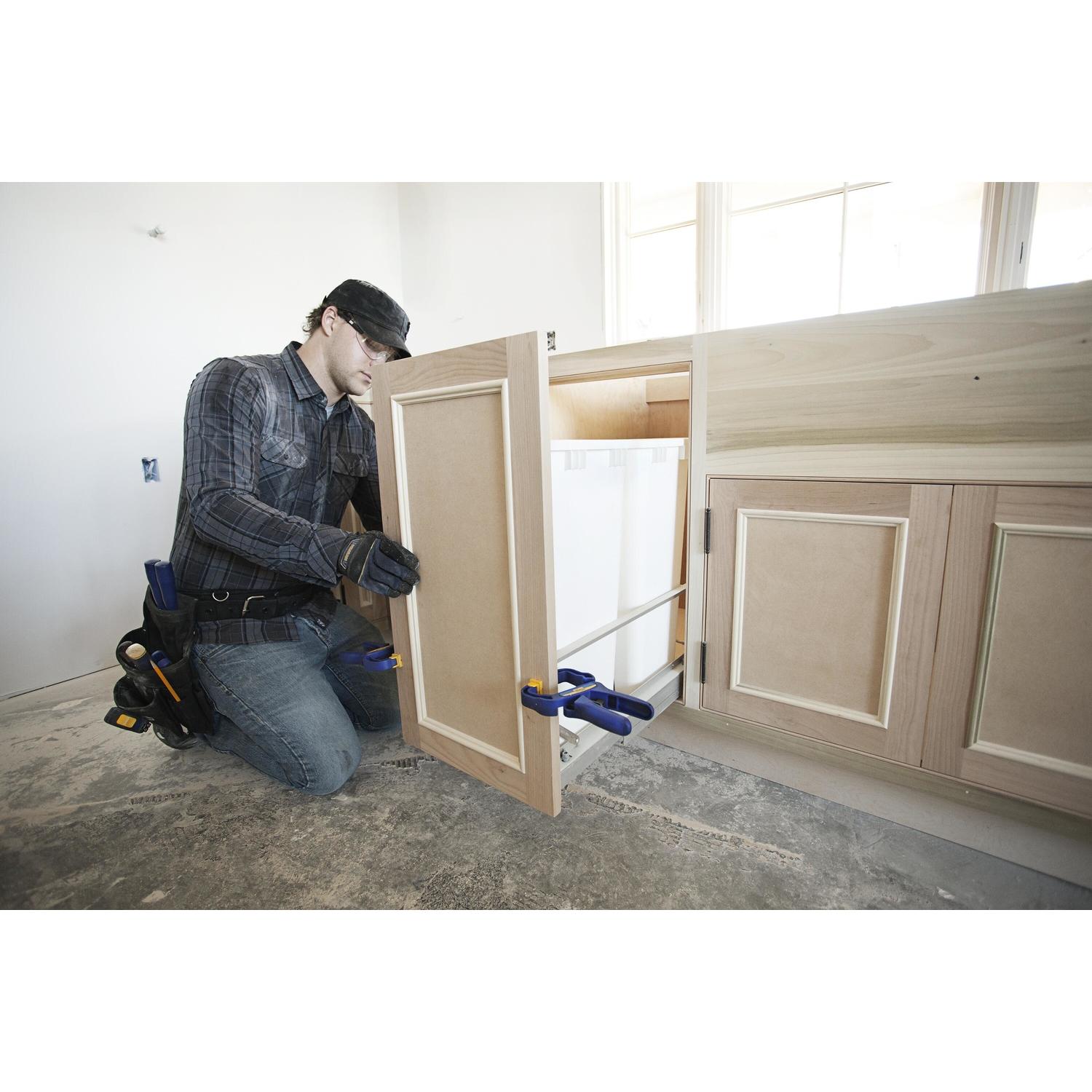 Irwin Quick-Grip 2 in. X 2 in. D Locking Handi-Clamp 60 lb 1 pc