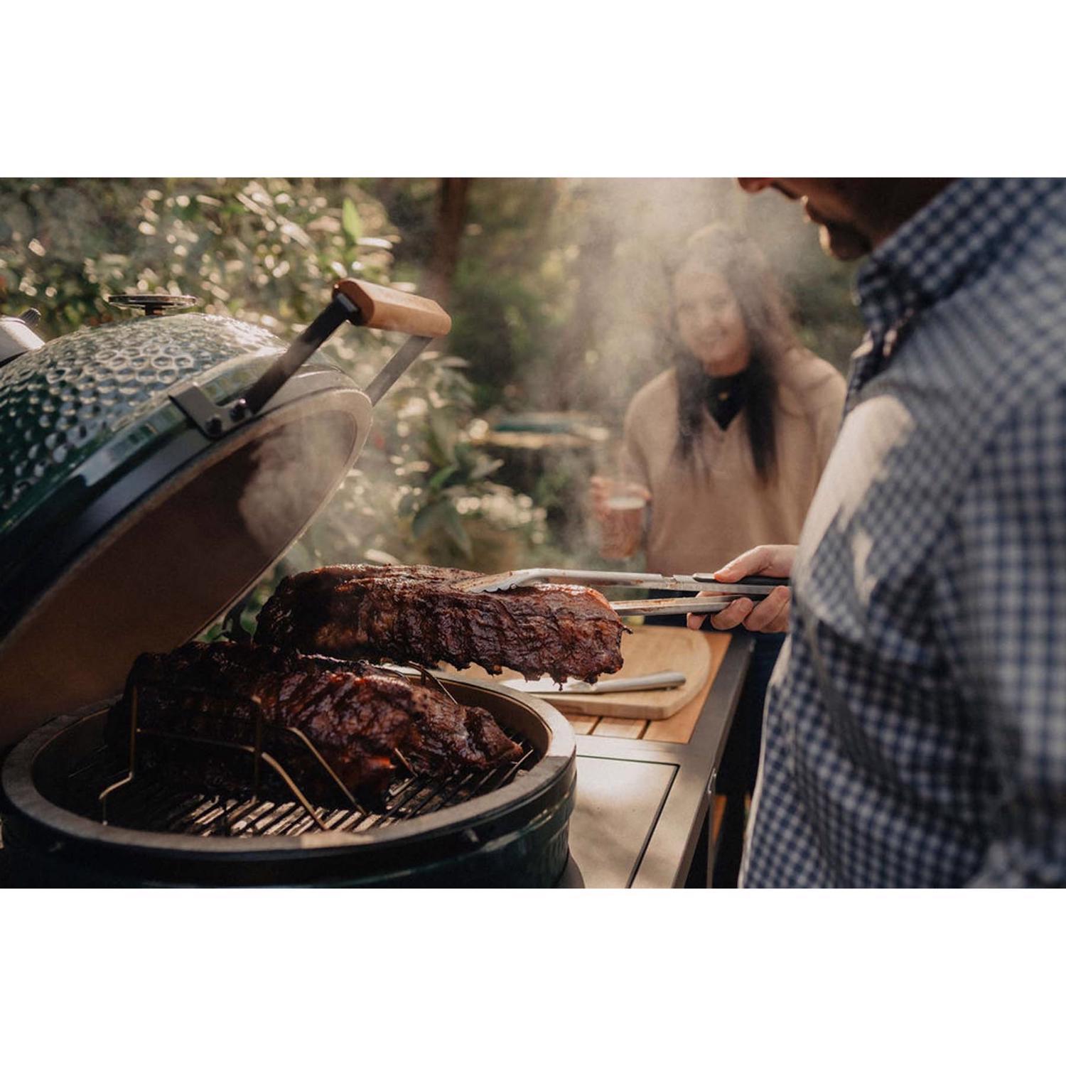 Big Green Egg 18.25 in. Large Charcoal Grill and Smoker Green