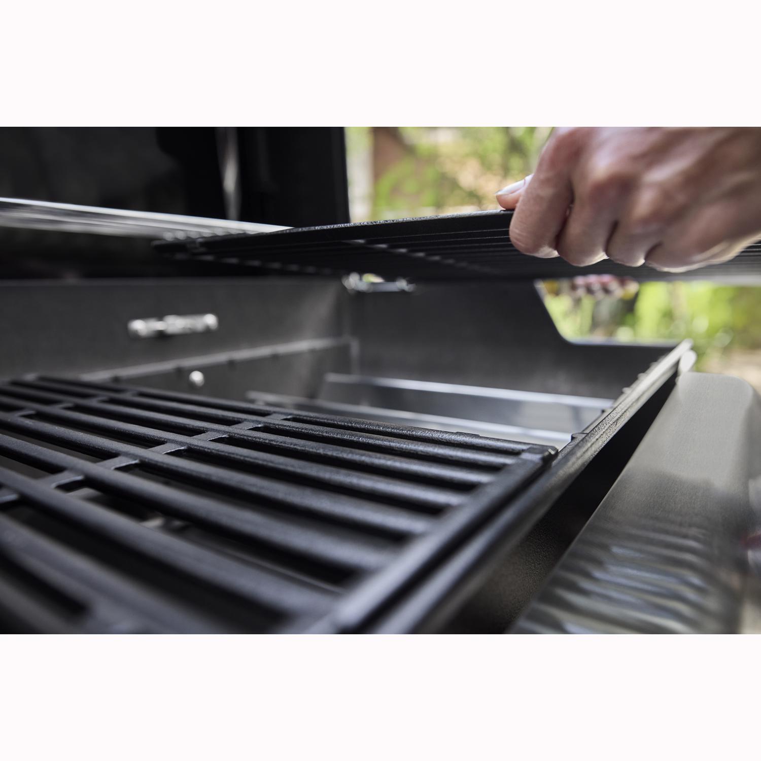 Weber Spirit EP-435 4 Burner Liquid Propane Digital Thermometer Grill Black