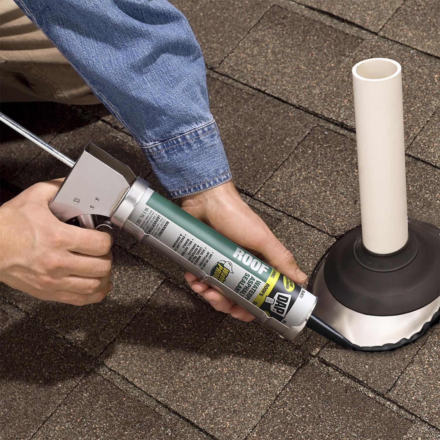 DAP Low Luster Black Asphalt Roof Sealant 10.1 oz