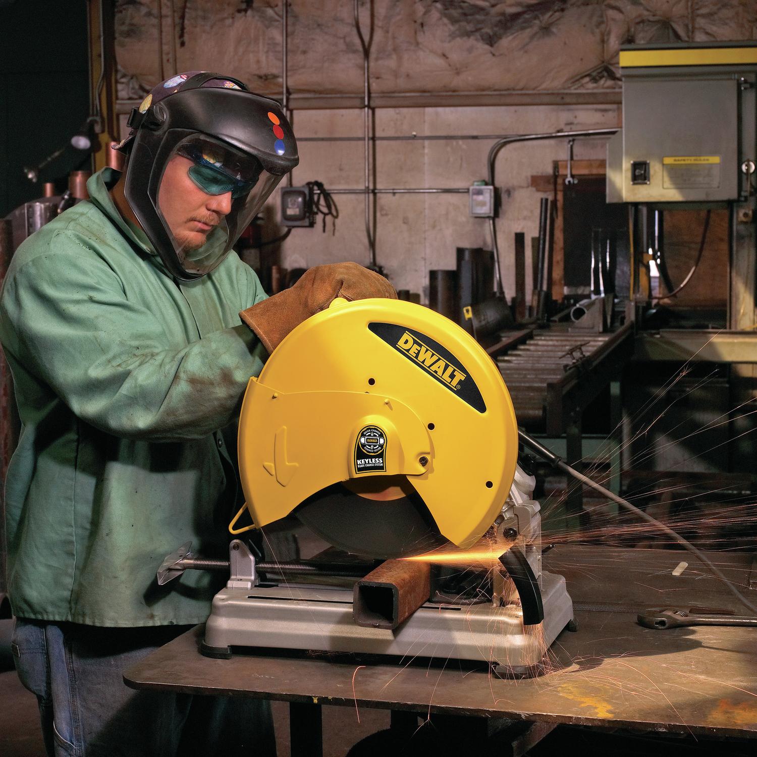 DeWalt 15 amps Corded 14 in. Chop Saw