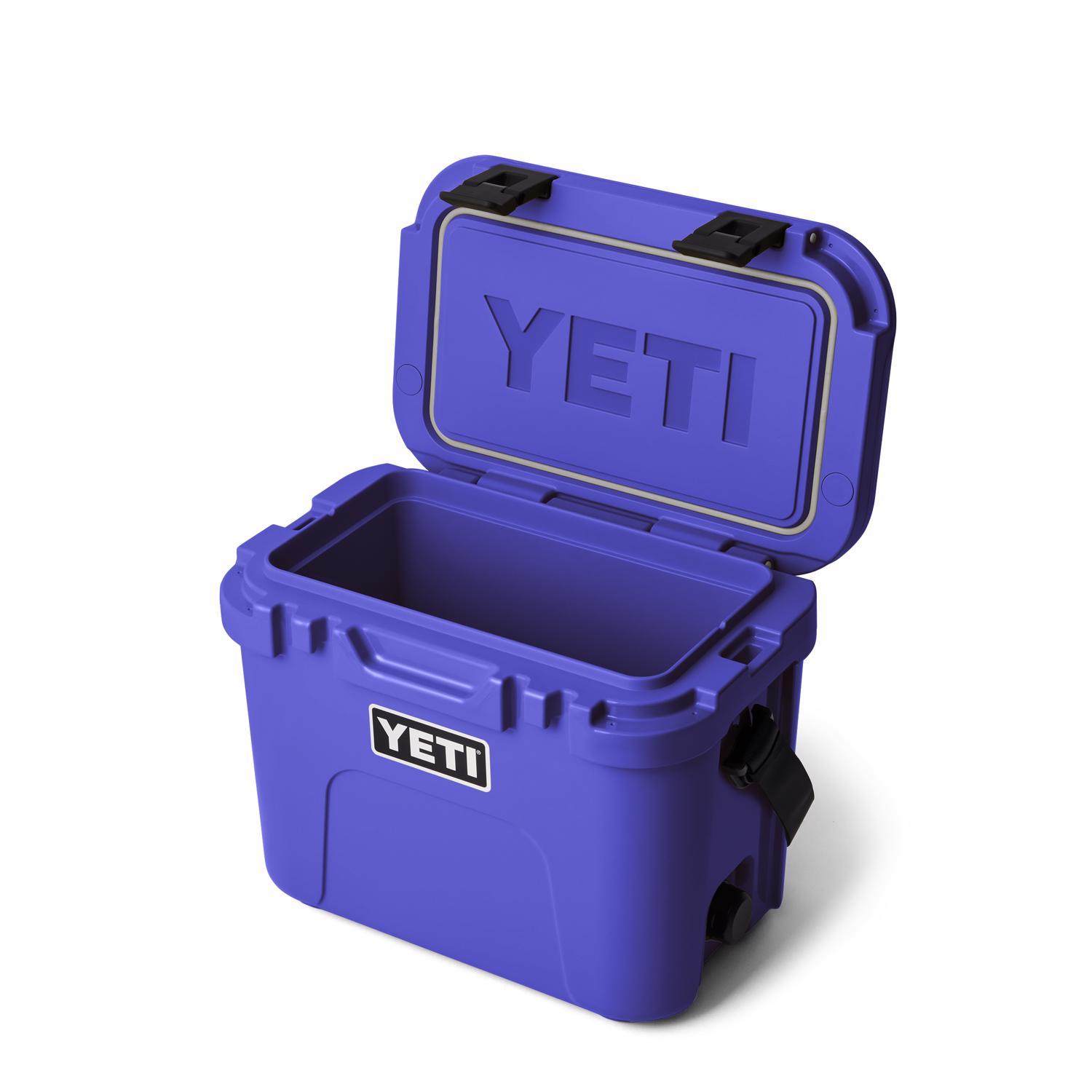 YETI Roadie 15 Ultramarine Violet 15 qt Hard Cooler