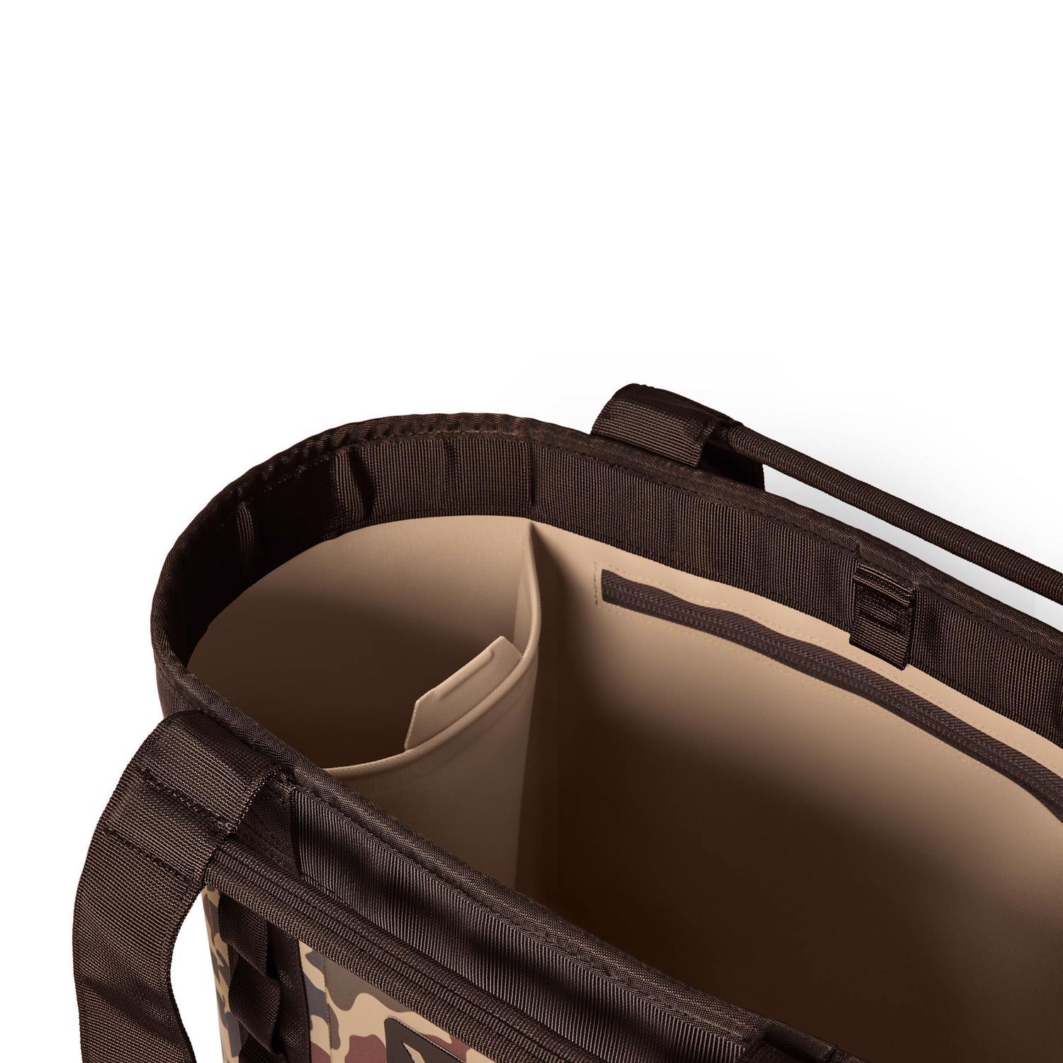YETI Camino 35 Carryall 35 L Wetlands Camo Tote