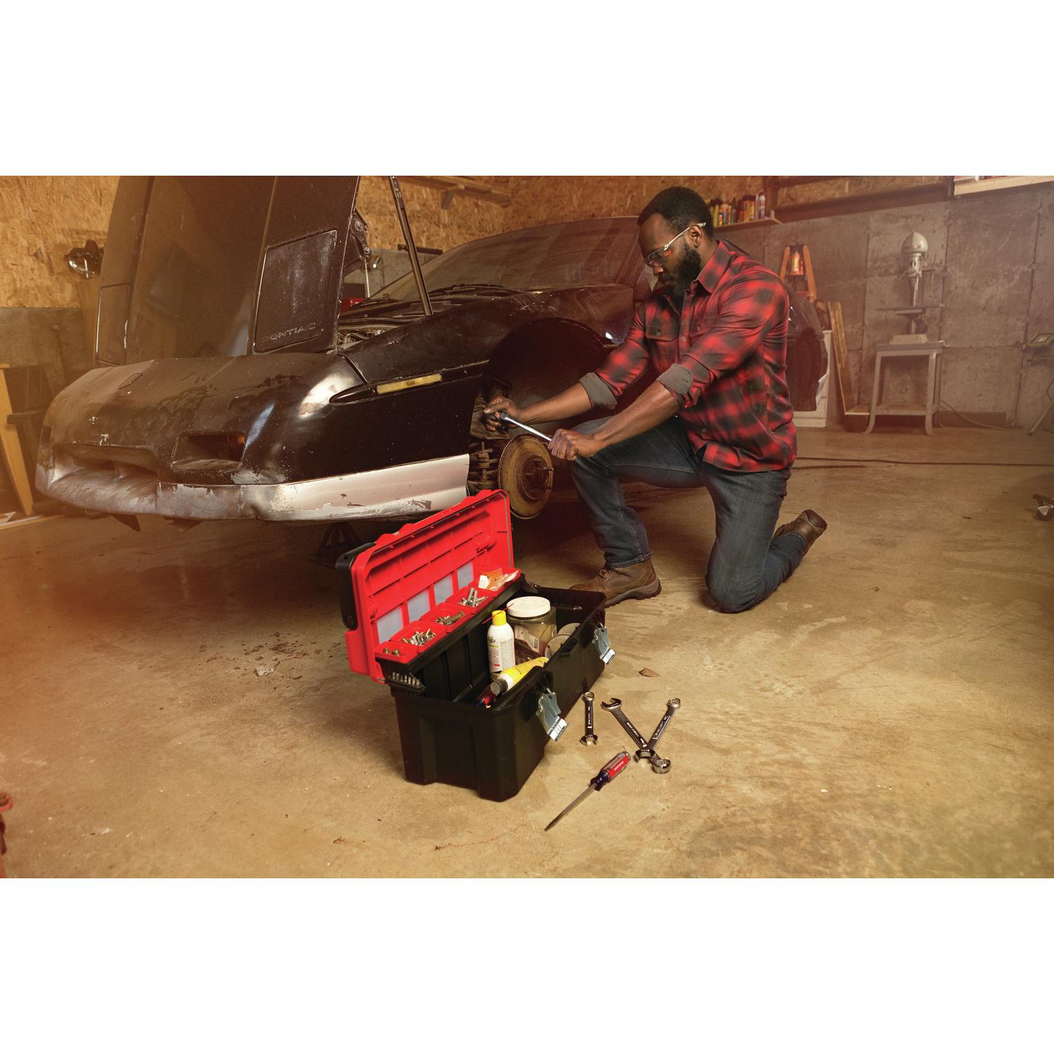 CRAFTSMAN 26 in. Professional Tool Box 1800 cu in Black/Red