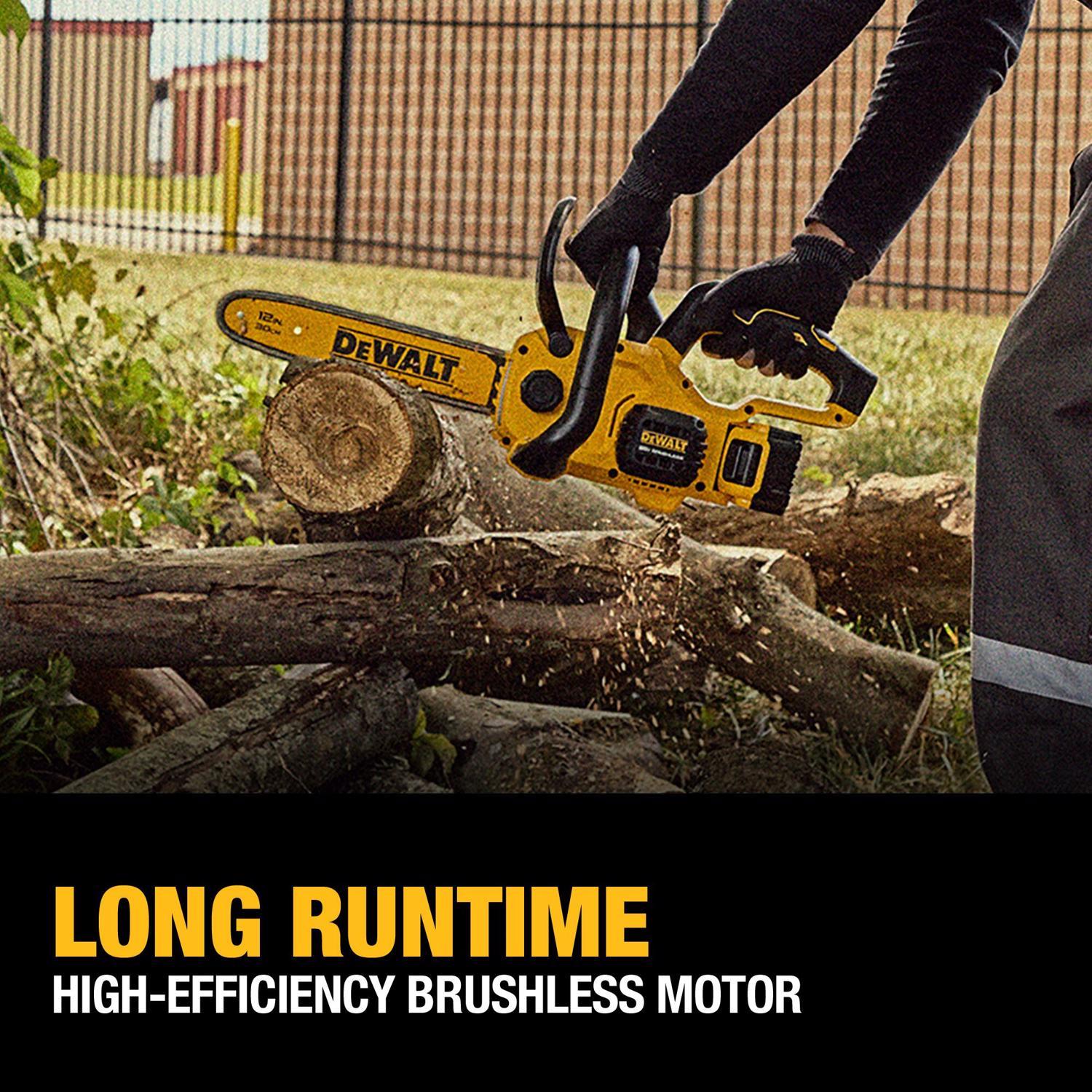 DeWalt 20V MAX* DCCS621P1 12 in. 20 V Battery Chainsaw Kit (Battery & Charger)