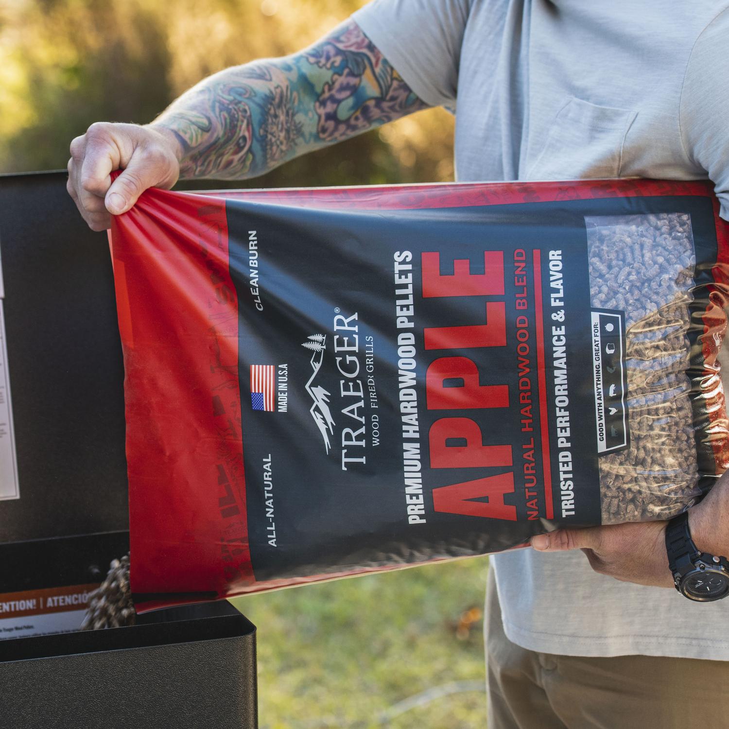 Traeger Premium All Natural Apple Hardwood Pellets 20 lb