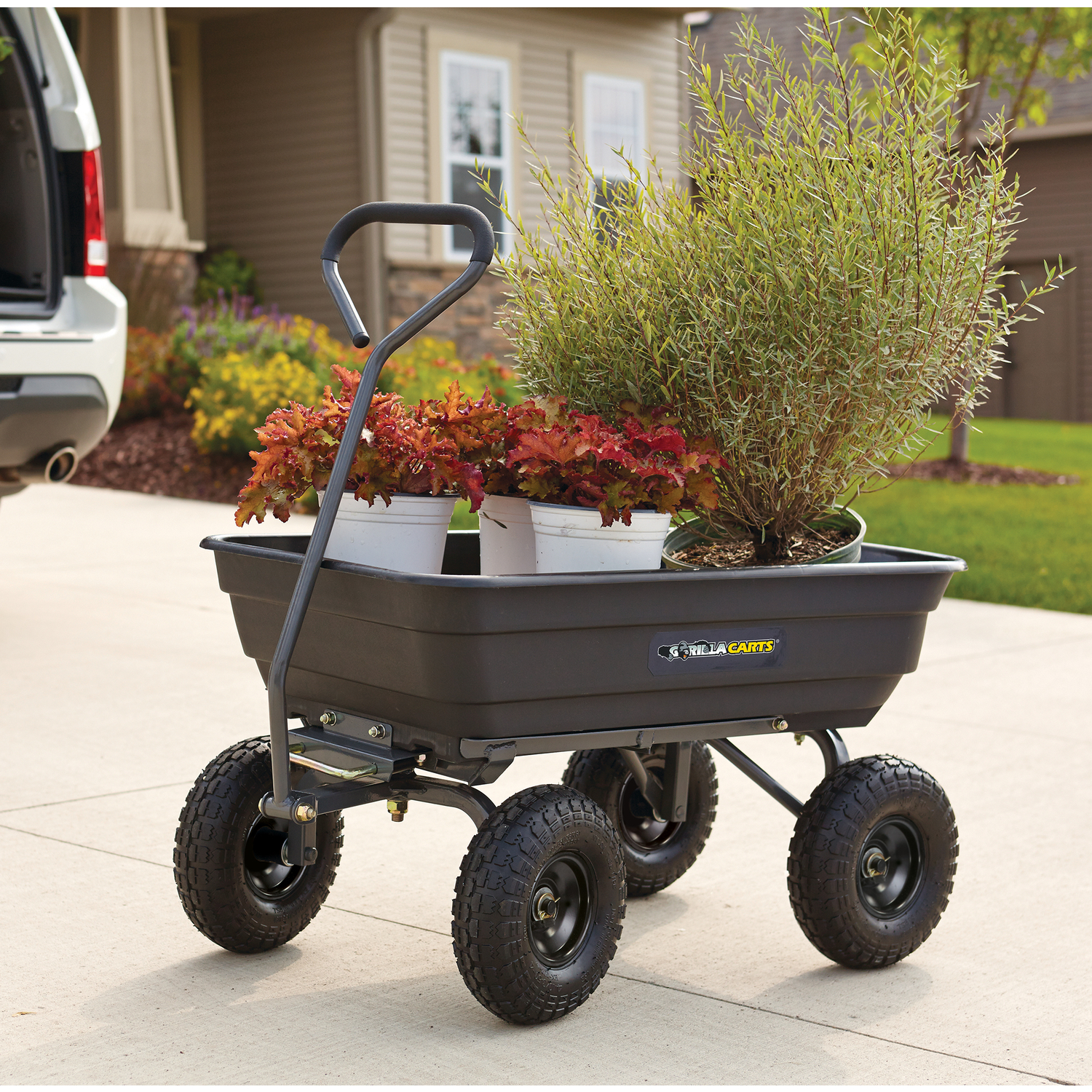 Gorilla Carts Poly Dump Cart 600 lb. cap.