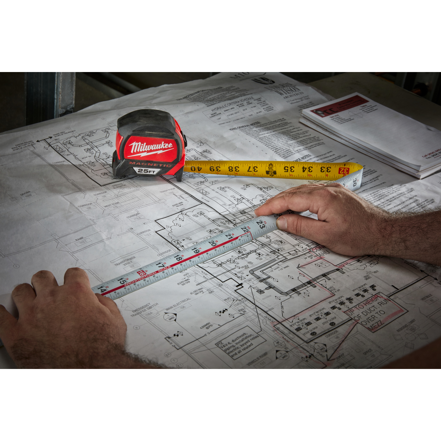 Milwaukee 25 ft. L X 1 in. W Compact Wide Blade Magnetic Tape Measure 1 pk