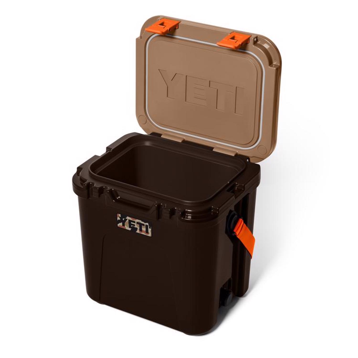 YETI Roadie 24 2.0 Wetlands Camo 24 qt Hard Cooler