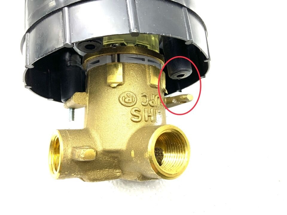 Chatfield Tub And Shower Trim Kit With Valve Legacy Bronze