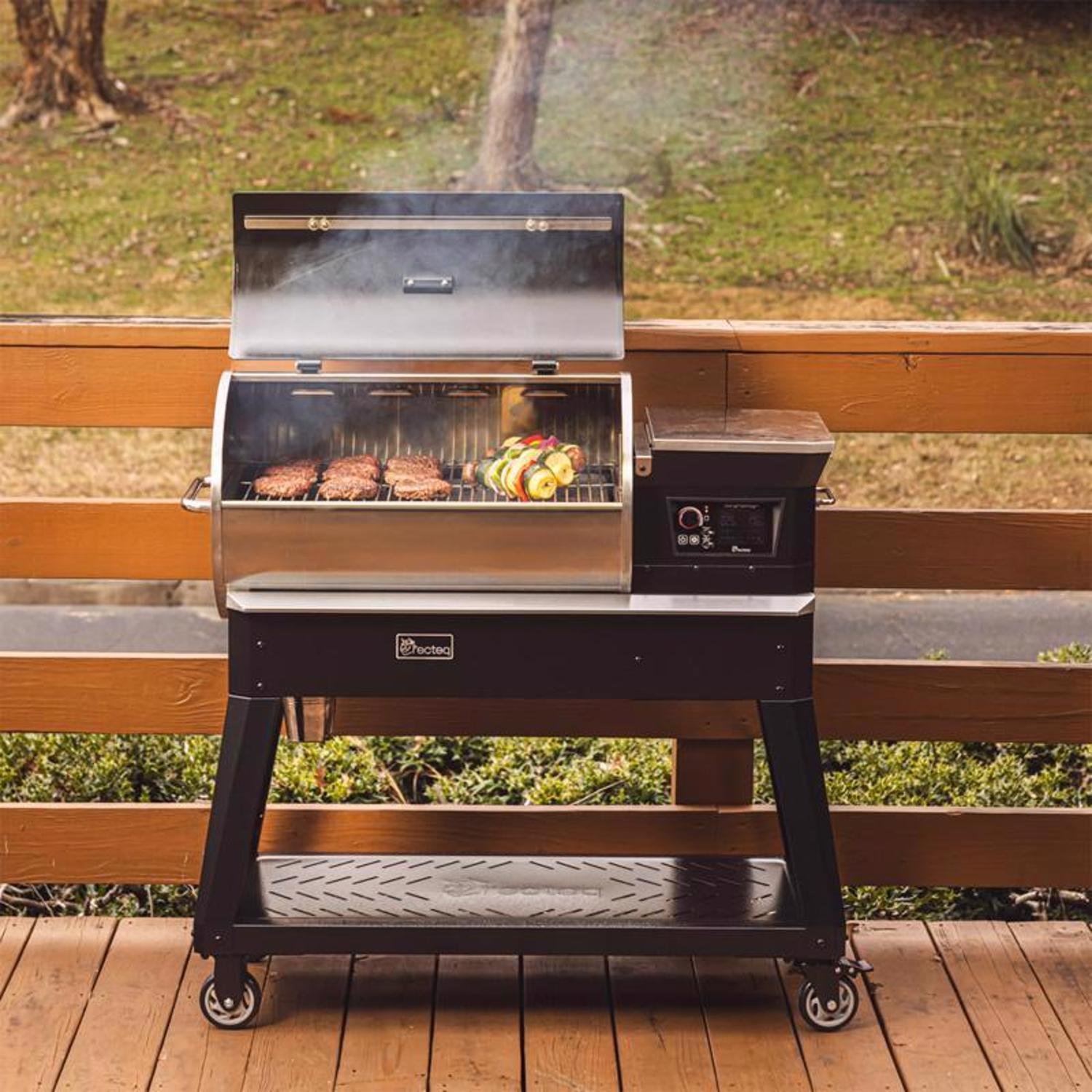 Recteq Patio Legend 400 Wood Pellet WiFi Grill and Smoker Black/Silver