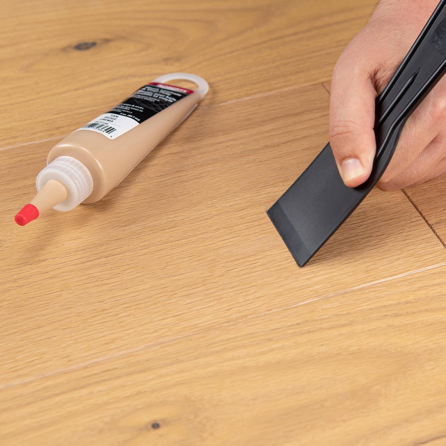 Roberts Tan Putty Stick 3 oz