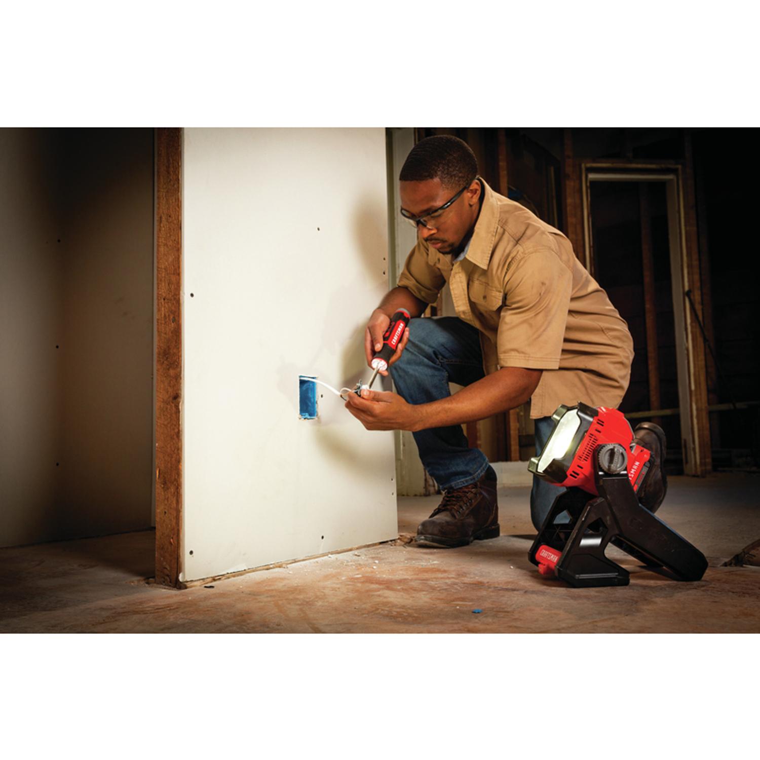 Craftsman V20 1825 lm LED Battery Stand (H or Scissor) Work Light