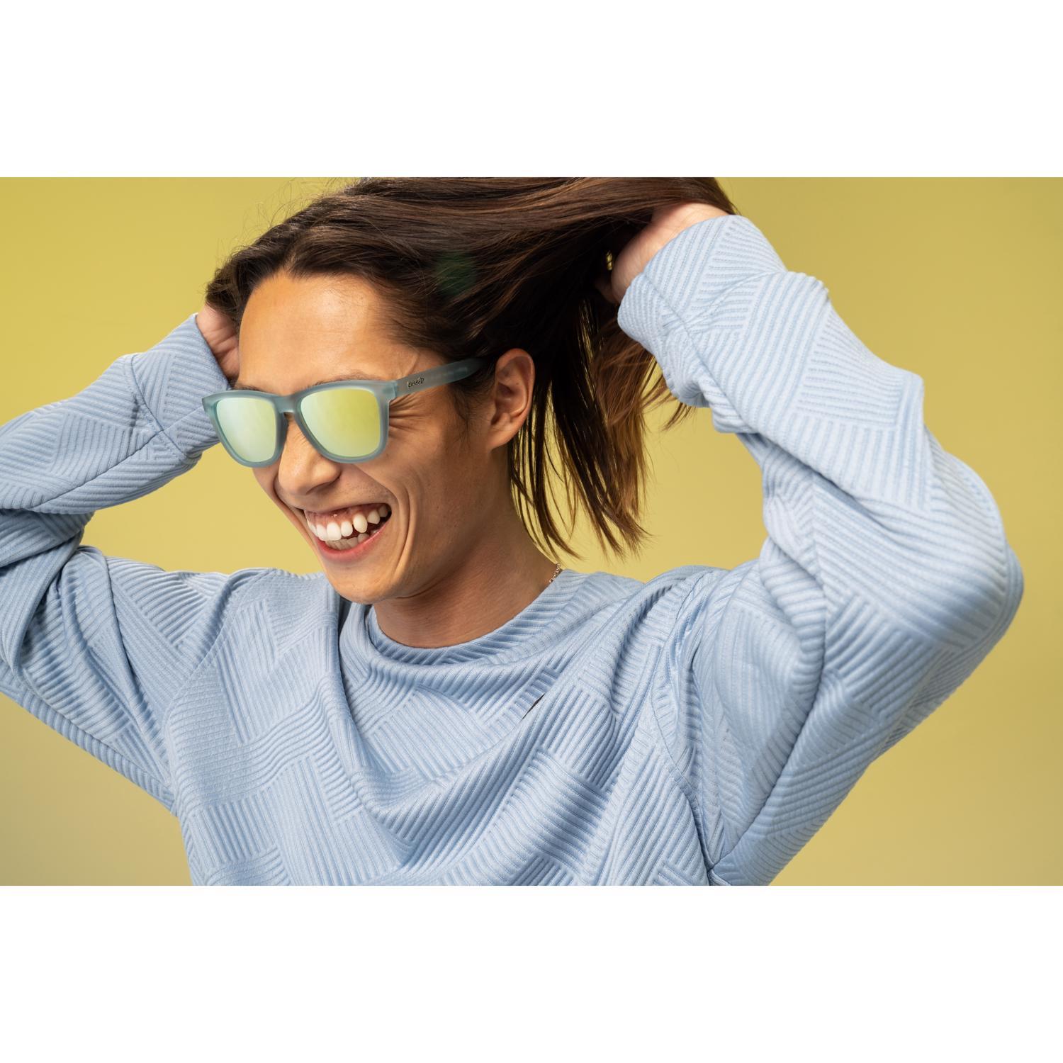 goodr OG - Sunbathing With Wizards Sunglasses Unisex Blue Frame Yellow Lens
