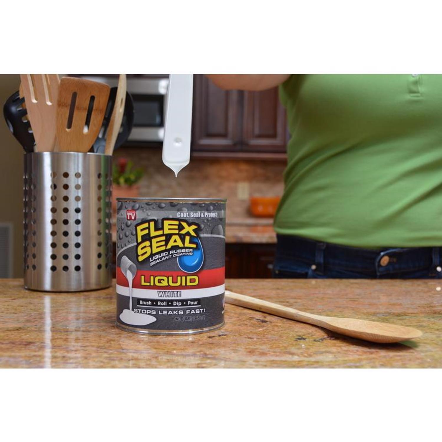 Flex Seal Family of Products Flex Seal Clear Liquid Rubber Sealant Coating 32 oz
