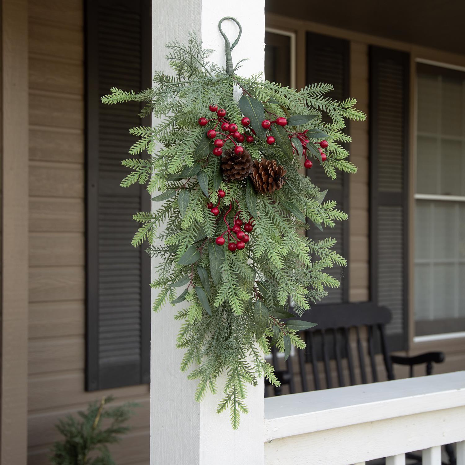 Celebrations 2 ft. L Unlit Everyday Teardrop Garland