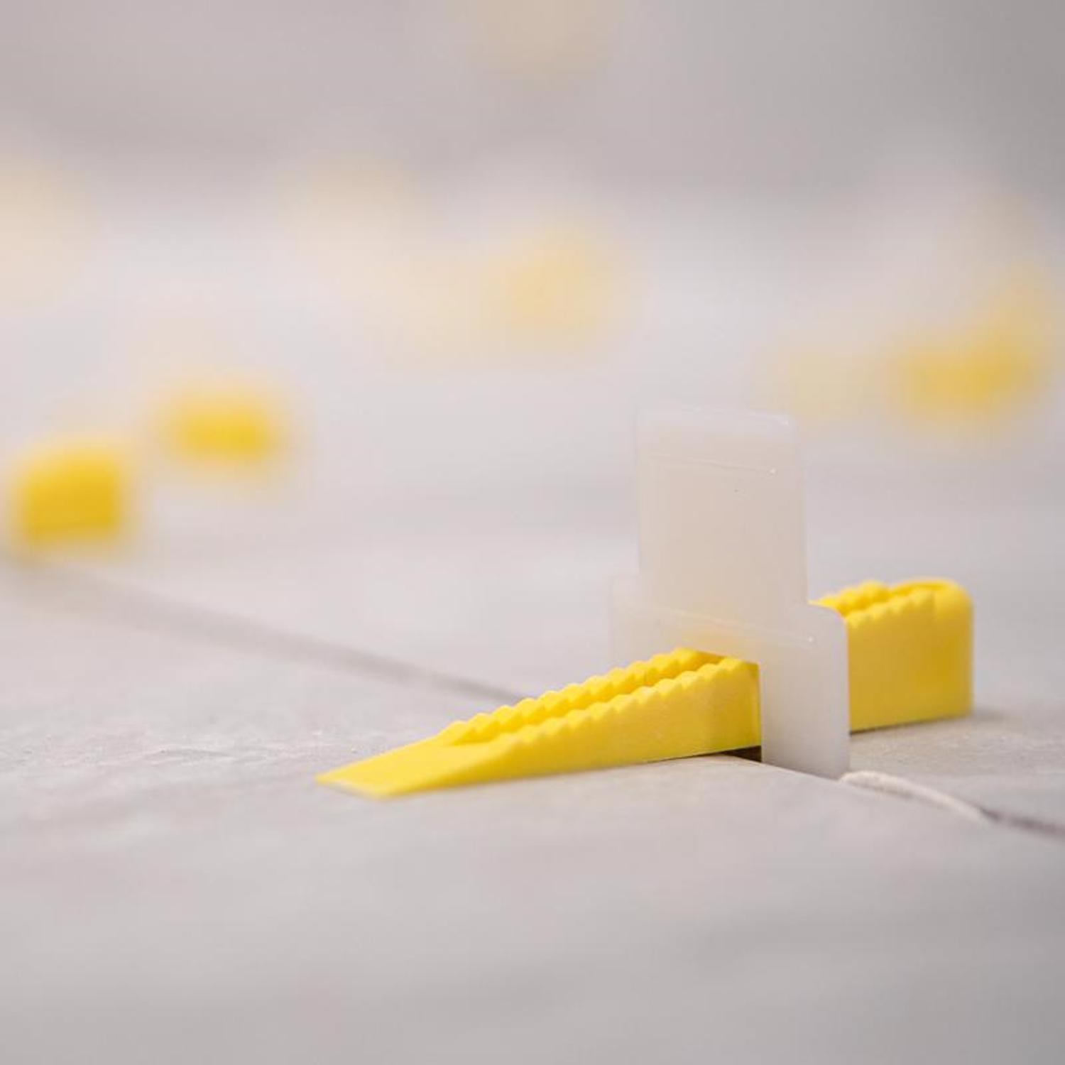 QEP Lash 2 in. H Plastic Wedge Leveling Tool 300 pc