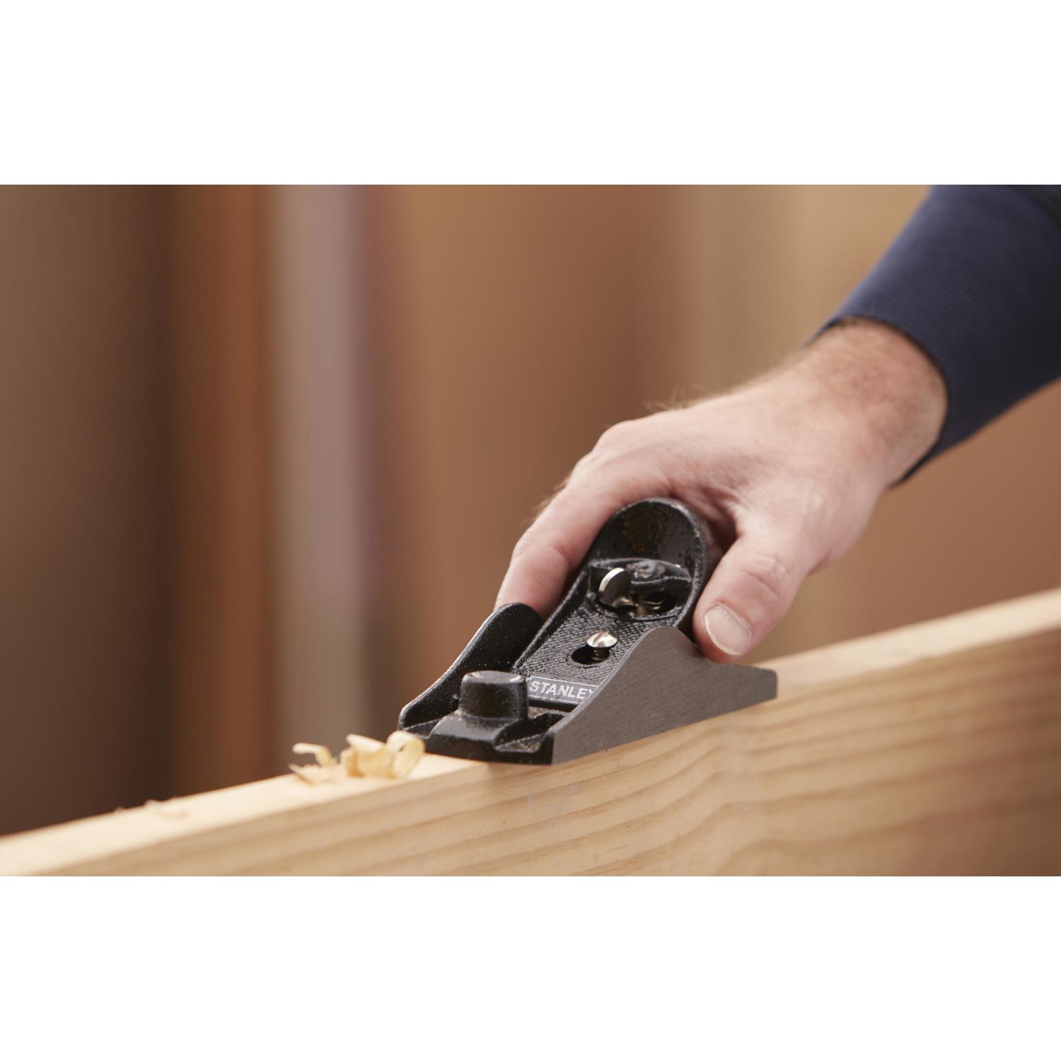 Stanley 7 in. L X 1.6 in. W Block Plane Cast Iron Black