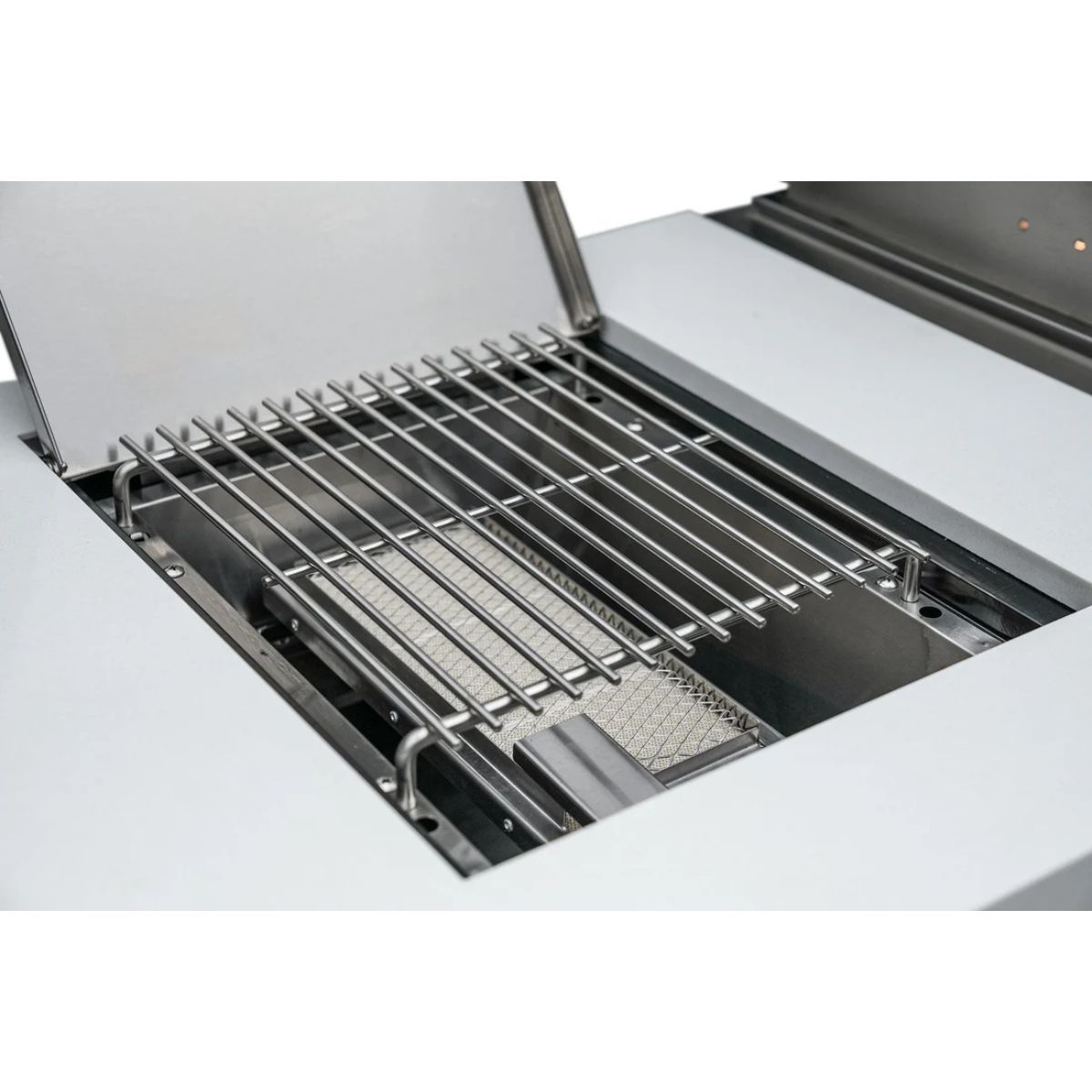 Mont Alpi 400 Deluxe Island / 4-Burner Grill, 2 Infrared Burners, Stainless Steel, Rotisserie Kit