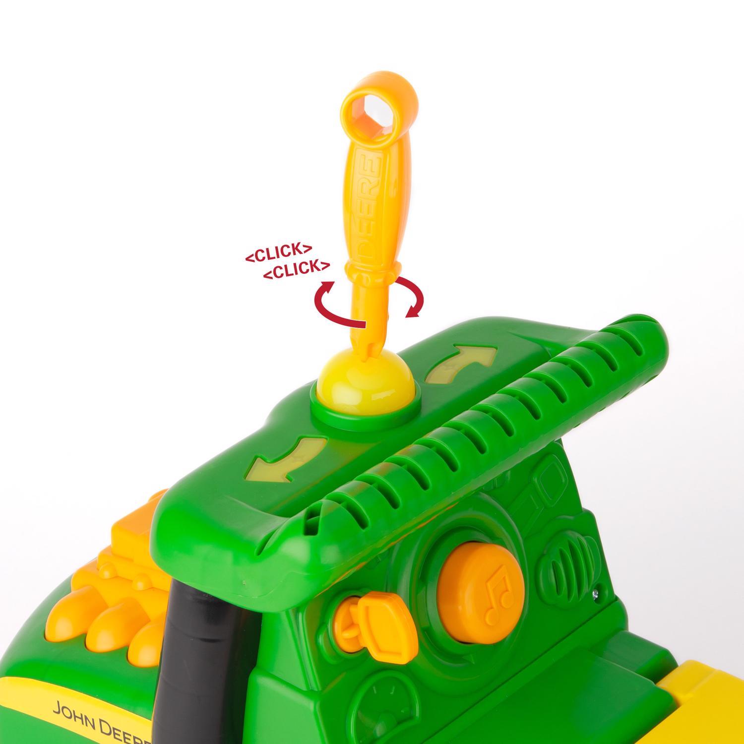 TOMY John Deere Tractor Ride Toy Green/Yellow