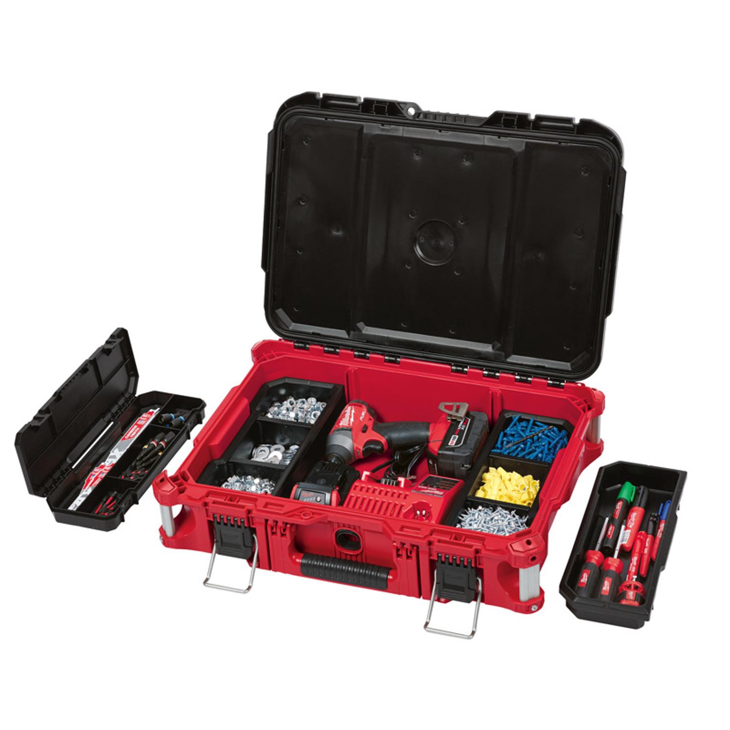 Milwaukee PACKOUT 22 in. Medium Tool Box Black/Red