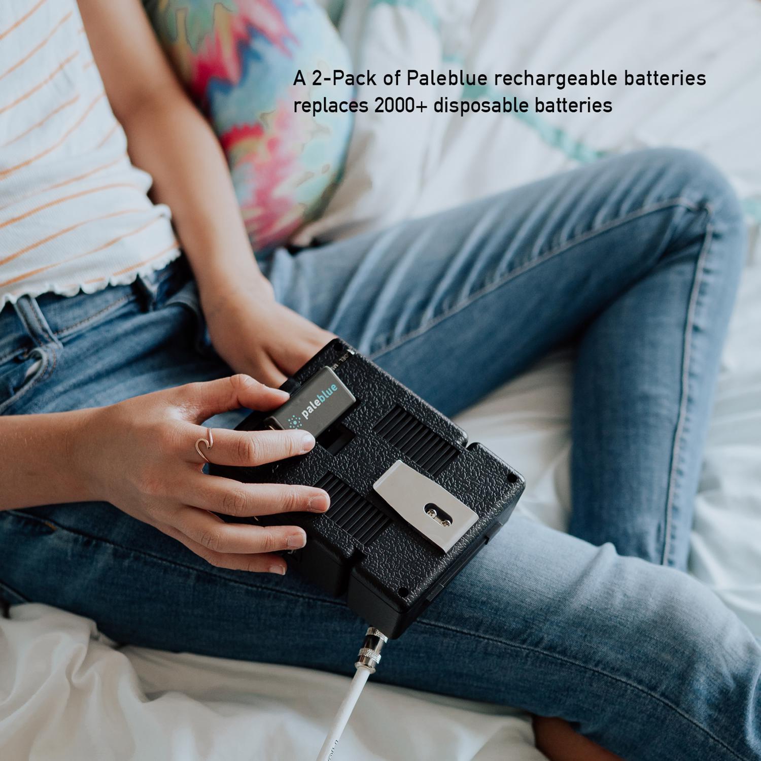 Pale Blue Earth 9-Volt Lithium Batteries 2 Pack Clamshell