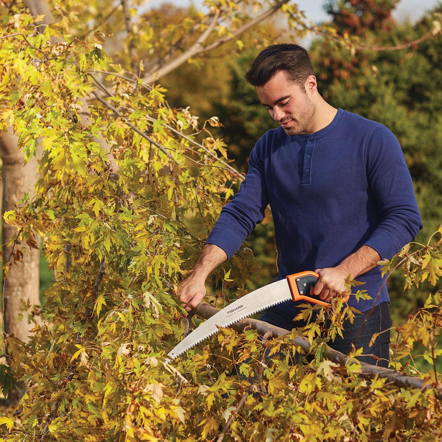 Fiskars Power Tooth 15 in. Steel Curved Tree Saw