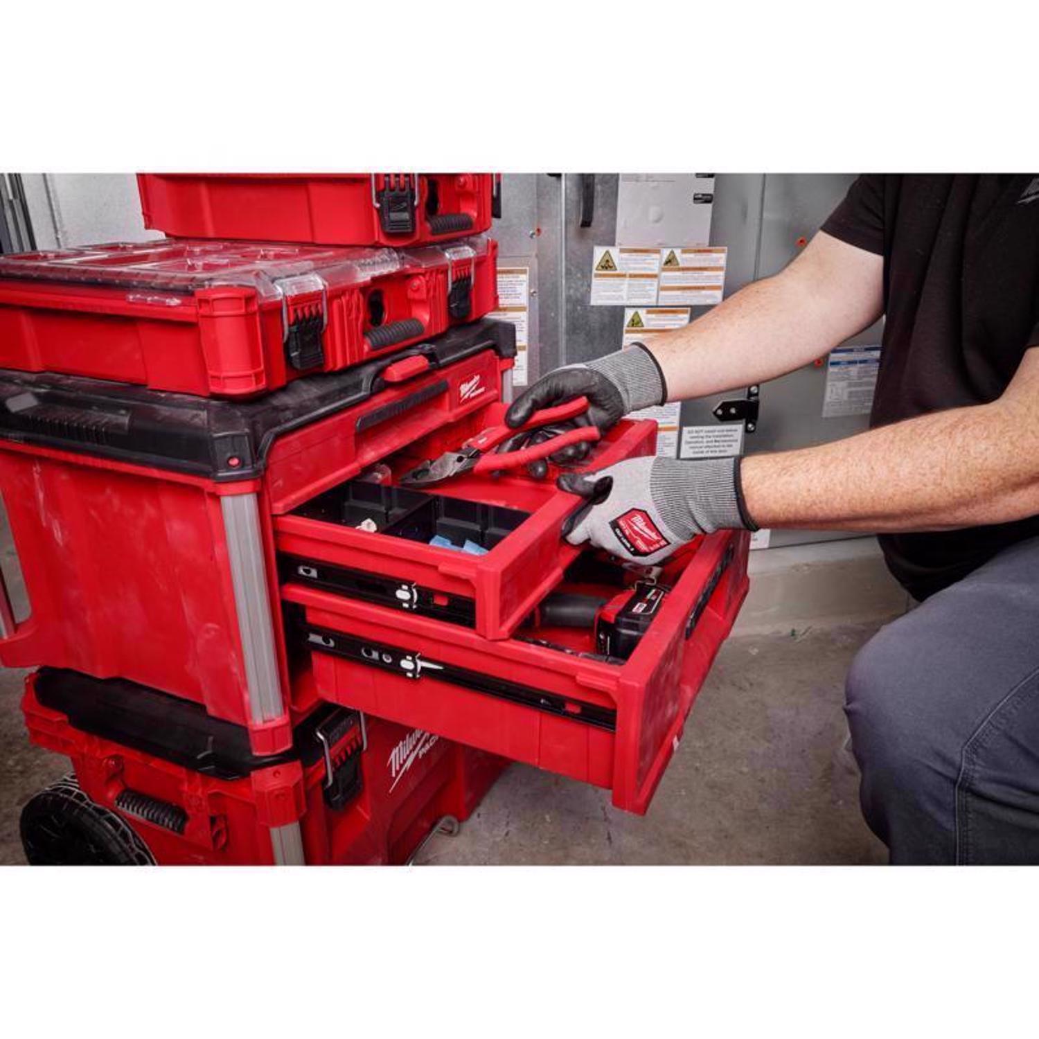 Milwaukee Packout 16.3 in. Modular 3-Drawer Multi Drawer Tool Box Black/Red