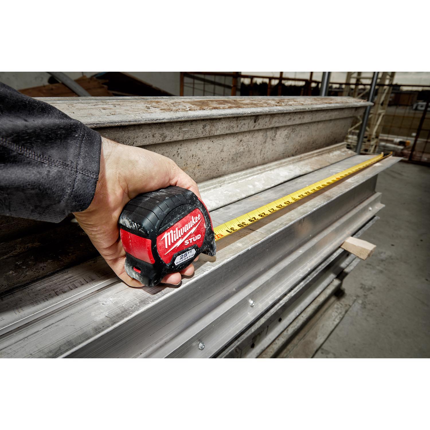 Milwaukee Stud 25 ft. L X 1-5/16 in. W Magnetic Tape Measure 1 pk