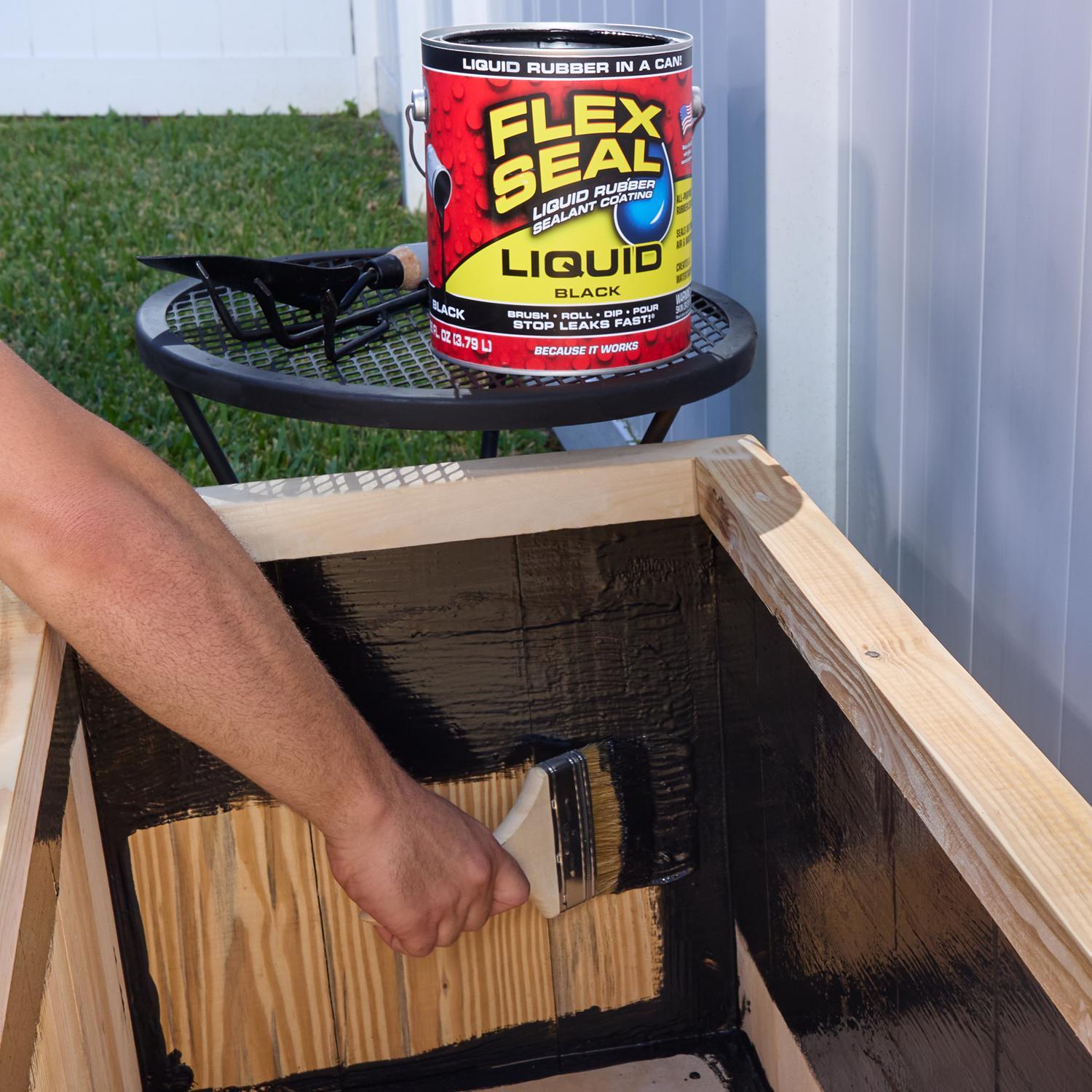 Flex Seal Family of Products Flex Seal Black Liquid Rubber Sealant Coating 128 fl. oz.