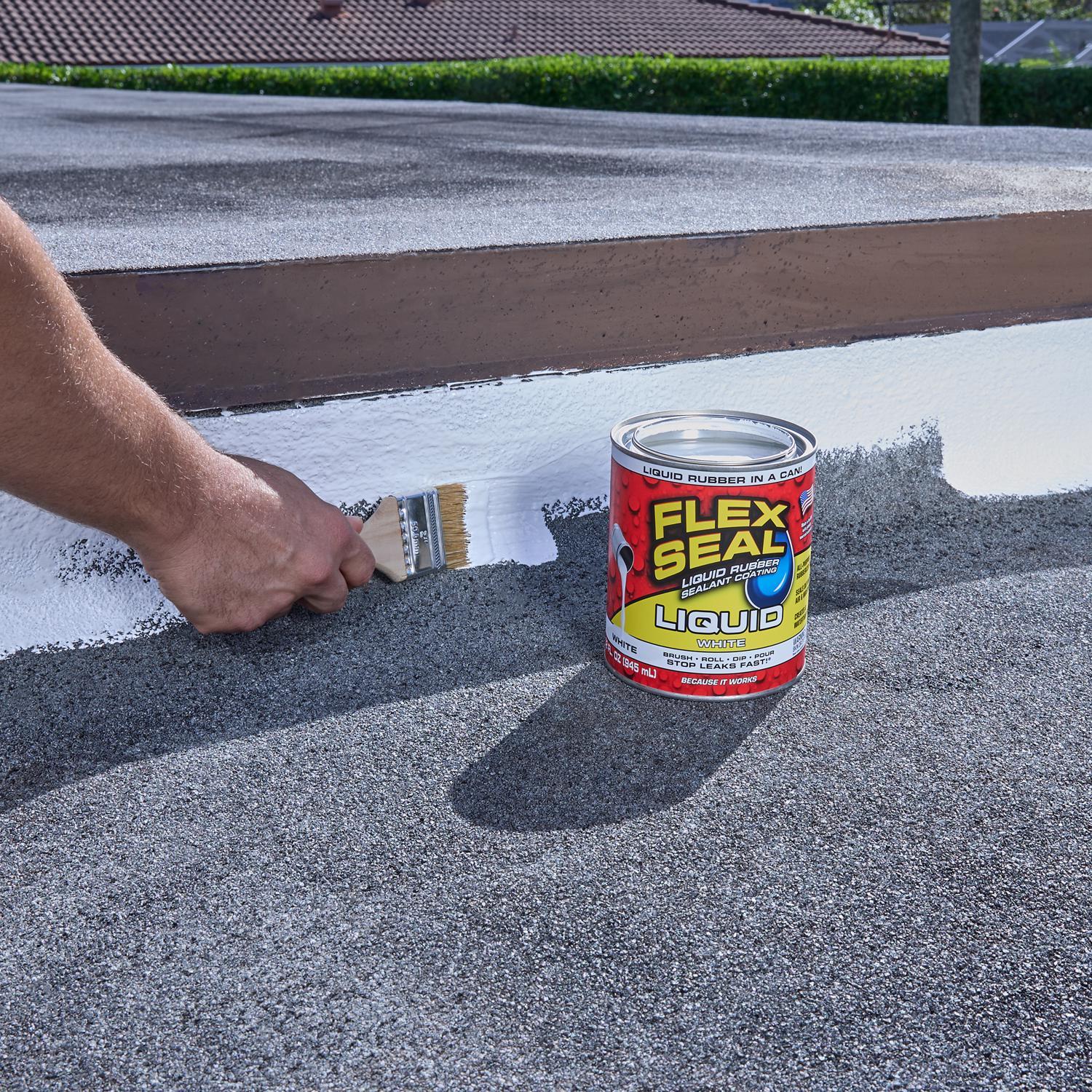 Flex Seal Family of Products Flex Seal White Liquid Rubber Sealant Coating 32 oz