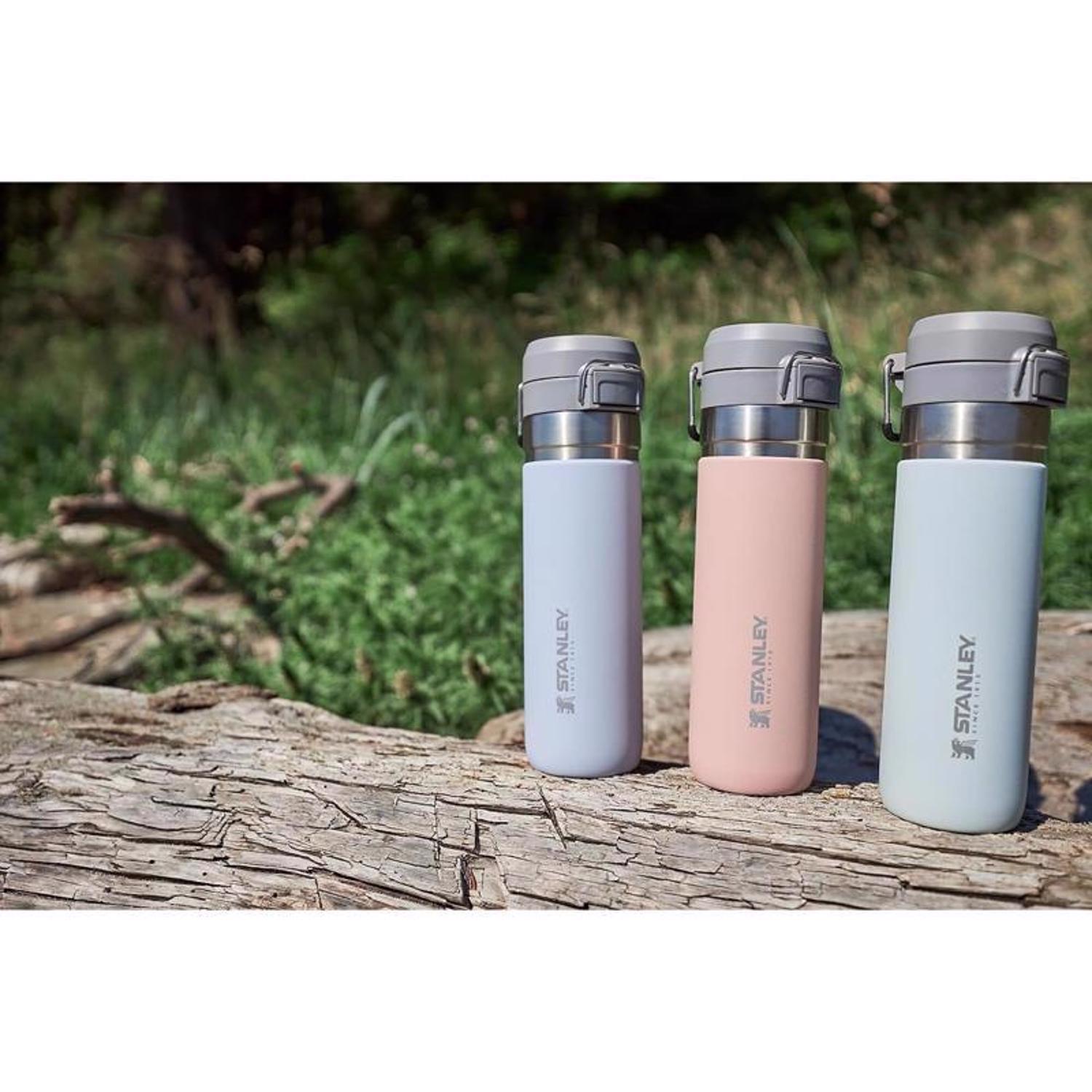 Stanley The Quick Flip 24 oz Rose Quartz BPA Free Double Wall Vacuum Insulation Insulated Bottle