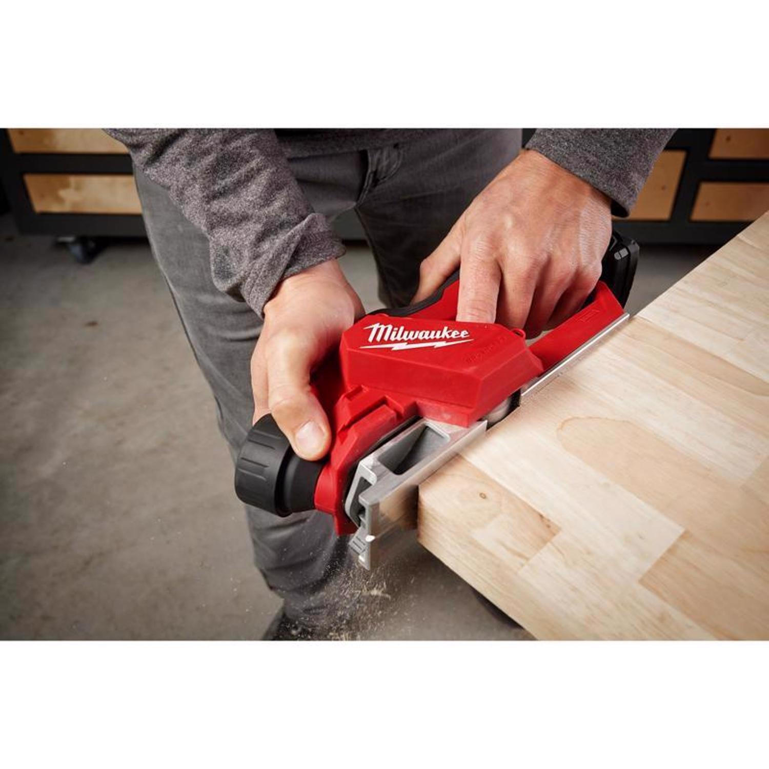 Milwaukee M12 2.2 in. Cordless Brushless Planer Tool Only