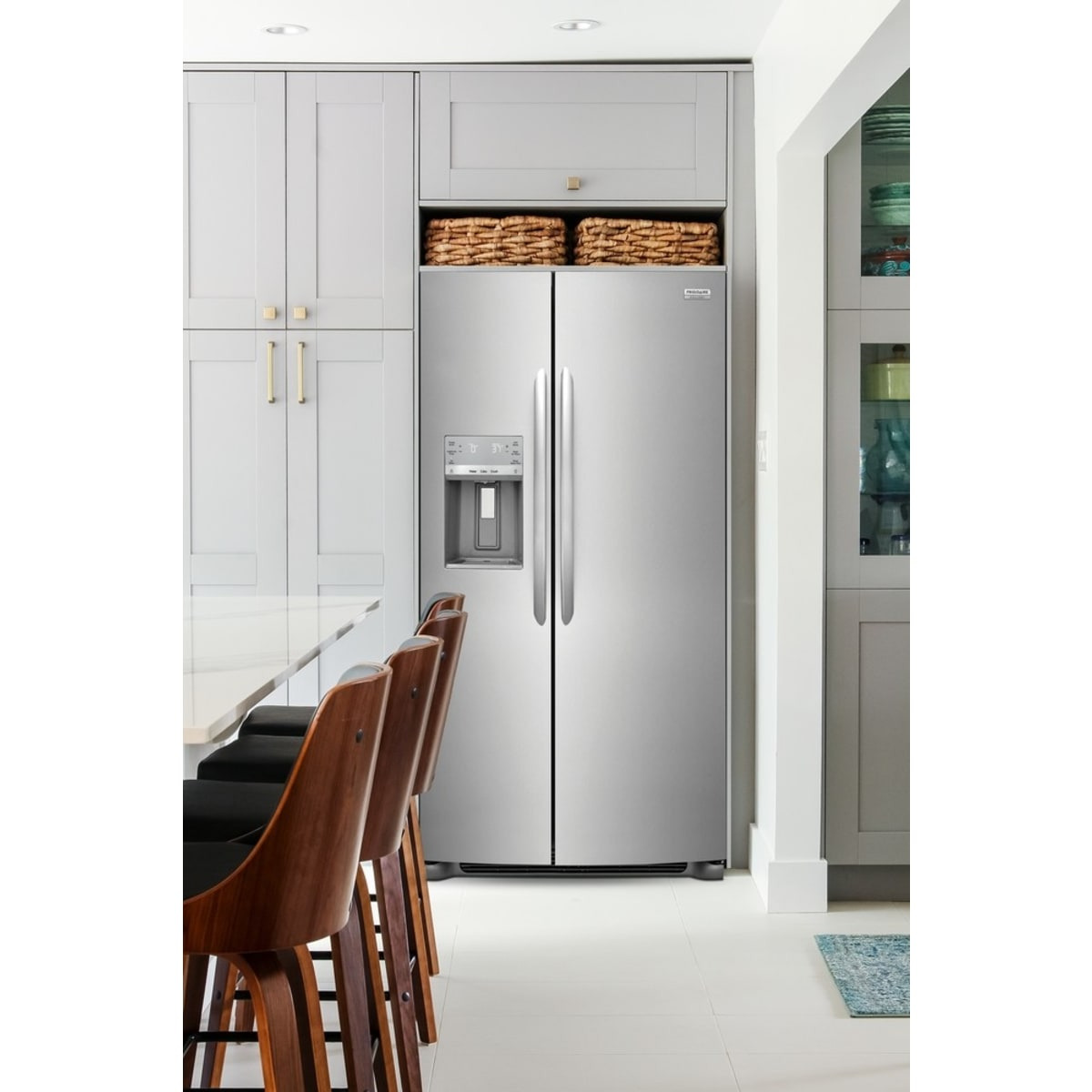 Frigidaire 36 in. Freestanding Side by Side Refrigerator with 25.6 Cu. Ft. Total Capacity