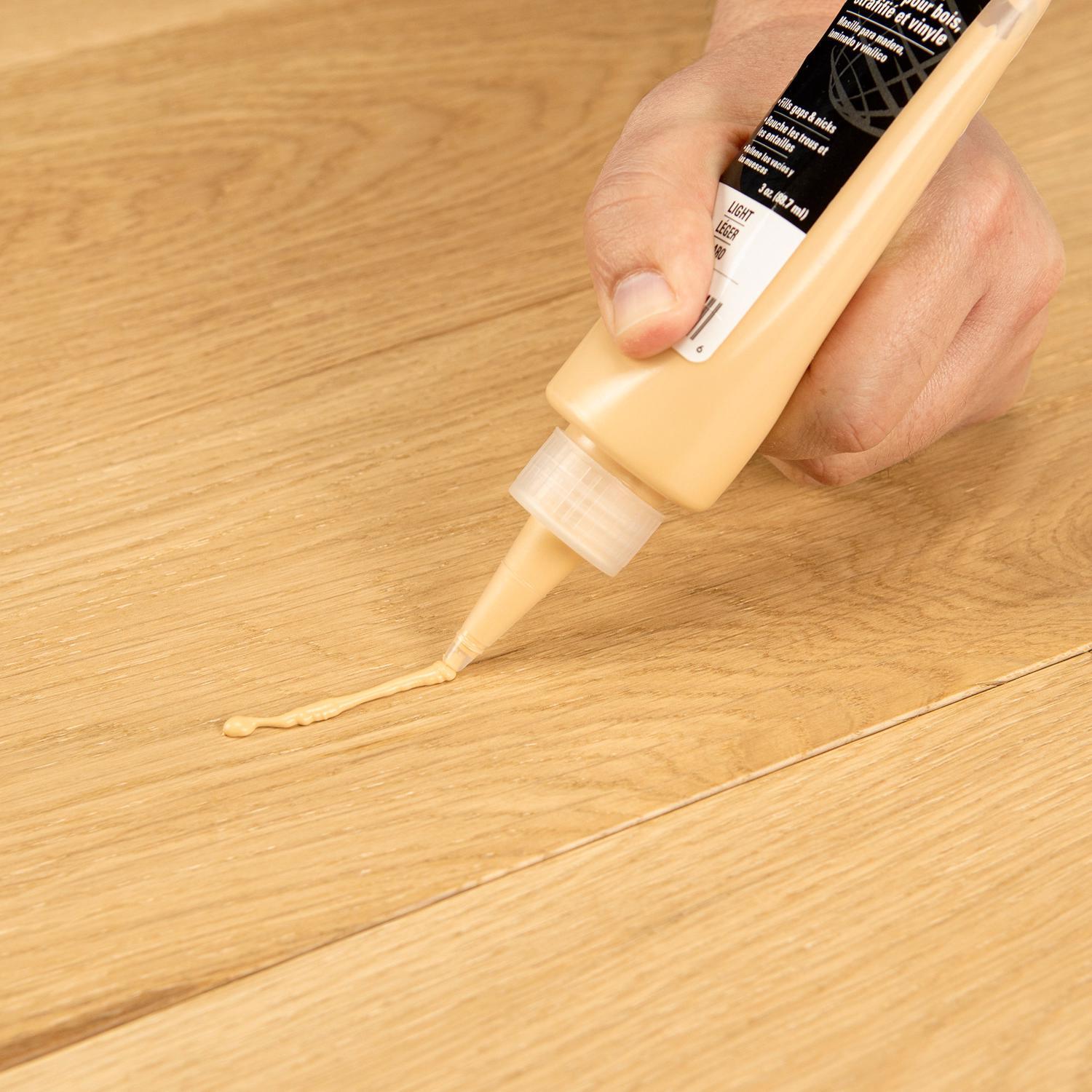 Roberts Light Wood Putty Stick 3 oz