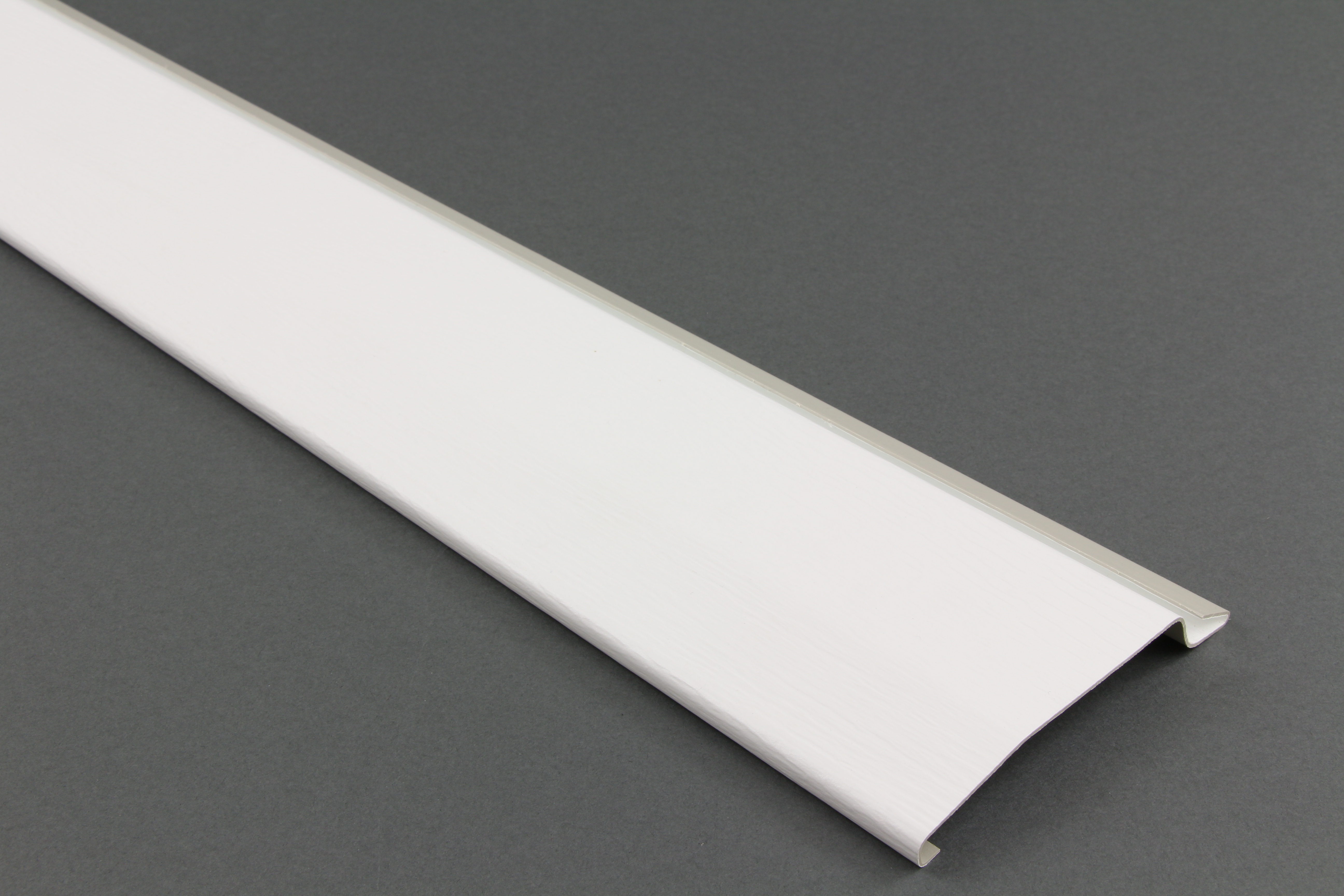 Skirt Trim Top Front Wht