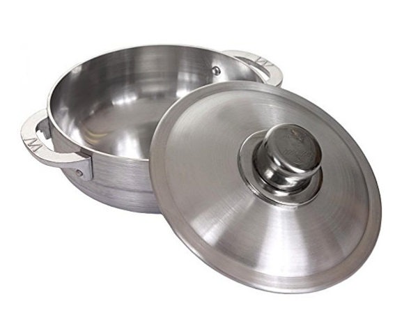 McWare 4.63 Qt. Aluminum Caldero Dutch Oven