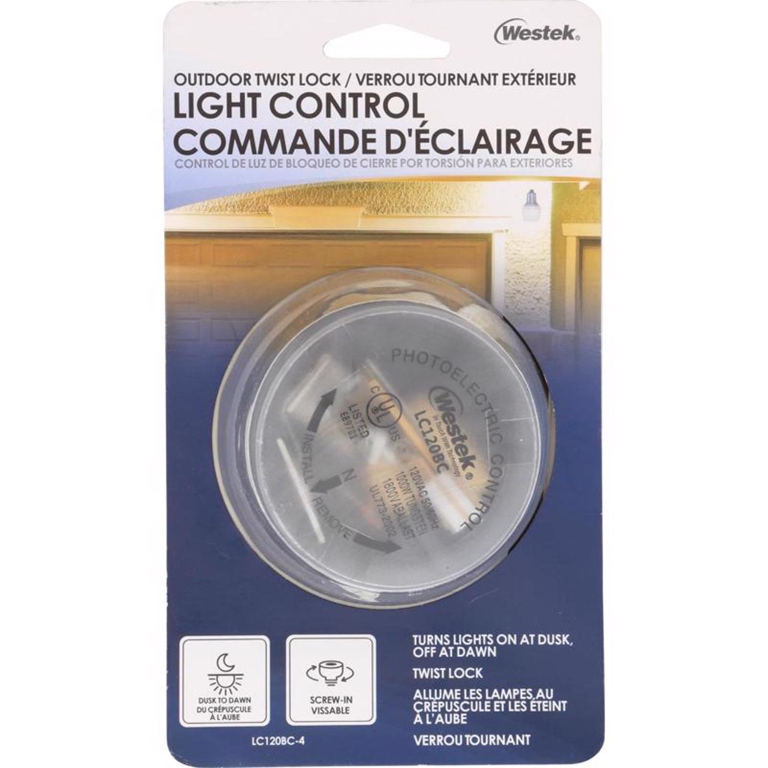 Amertac Black Photoelectric Twist Lock Light Control 1 pk