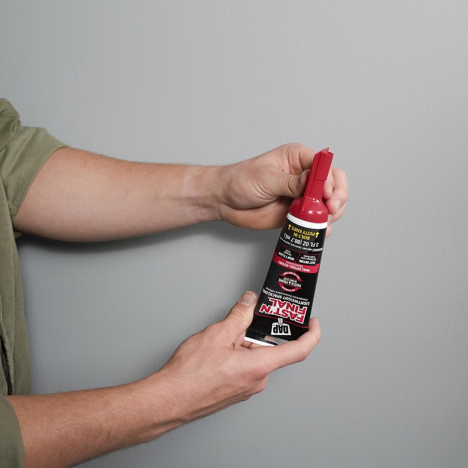 DAP Fast 'N Final Ready to Use Off-White Lightweight Spackling Compound 3 oz