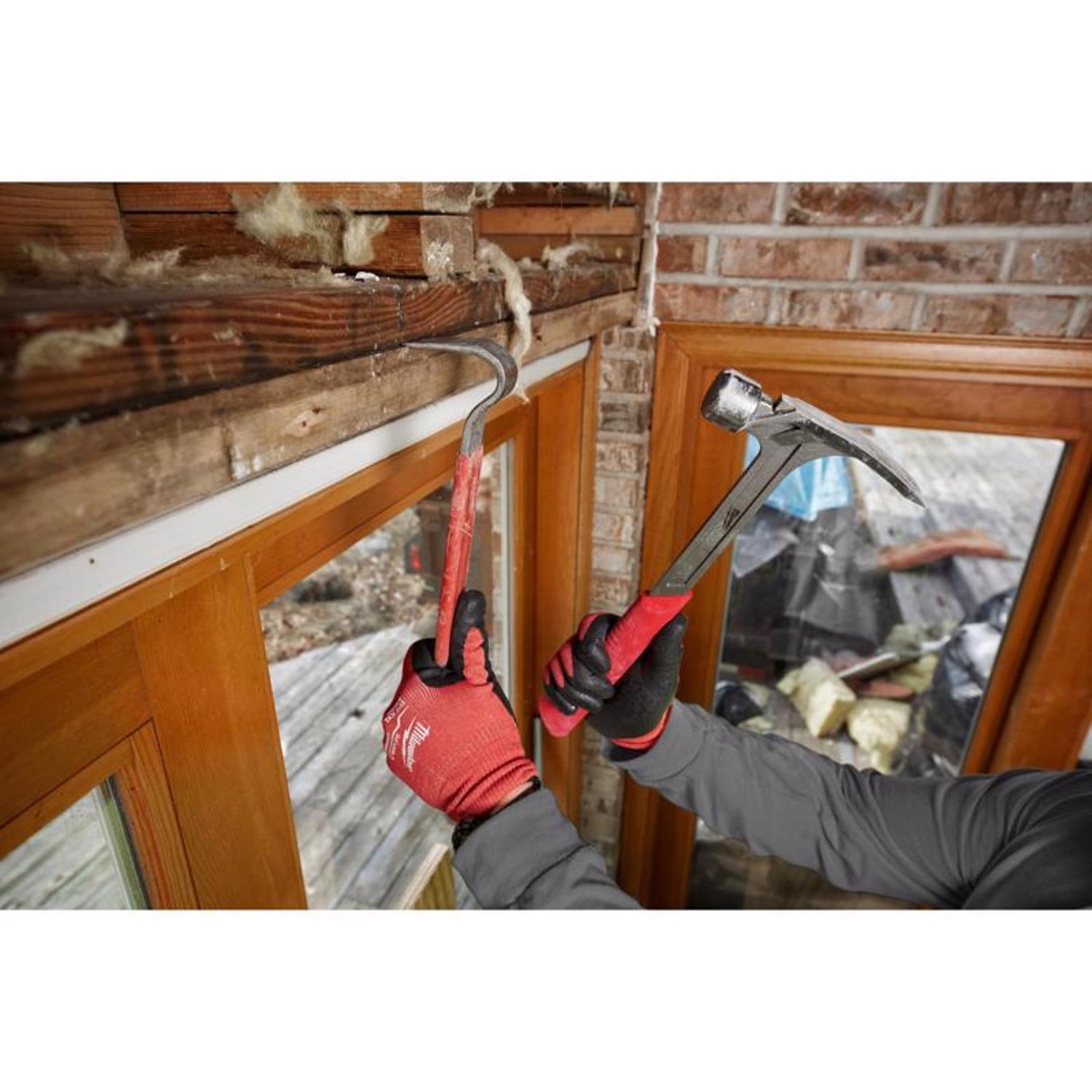 Milwaukee 28 oz Milled Face Framing Hammer 16 in. Fiberglass Handle