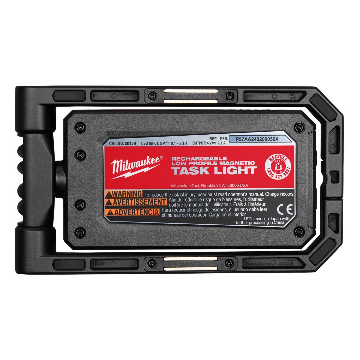 Milwaukee 500 lm Black/Red LED Rechargeable Charge Light