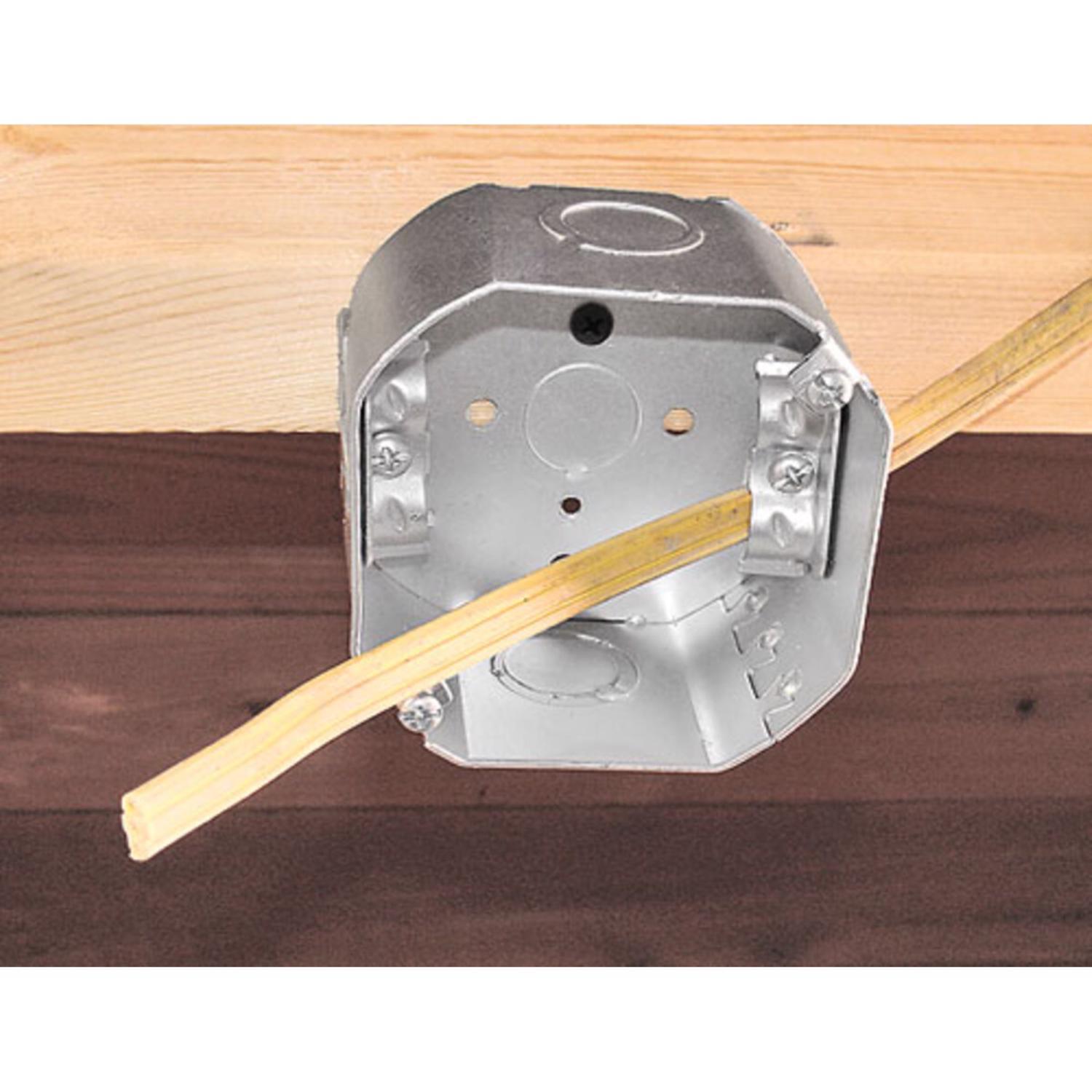 Southwire New and Old Work Octagon Steel Ceiling Box