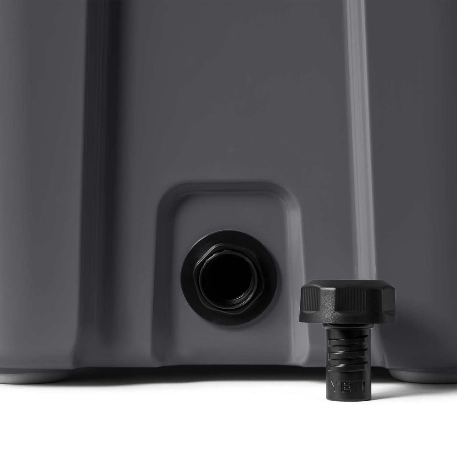 YETI Roadie 24 2.0 Charcoal 22 qt Hard Cooler