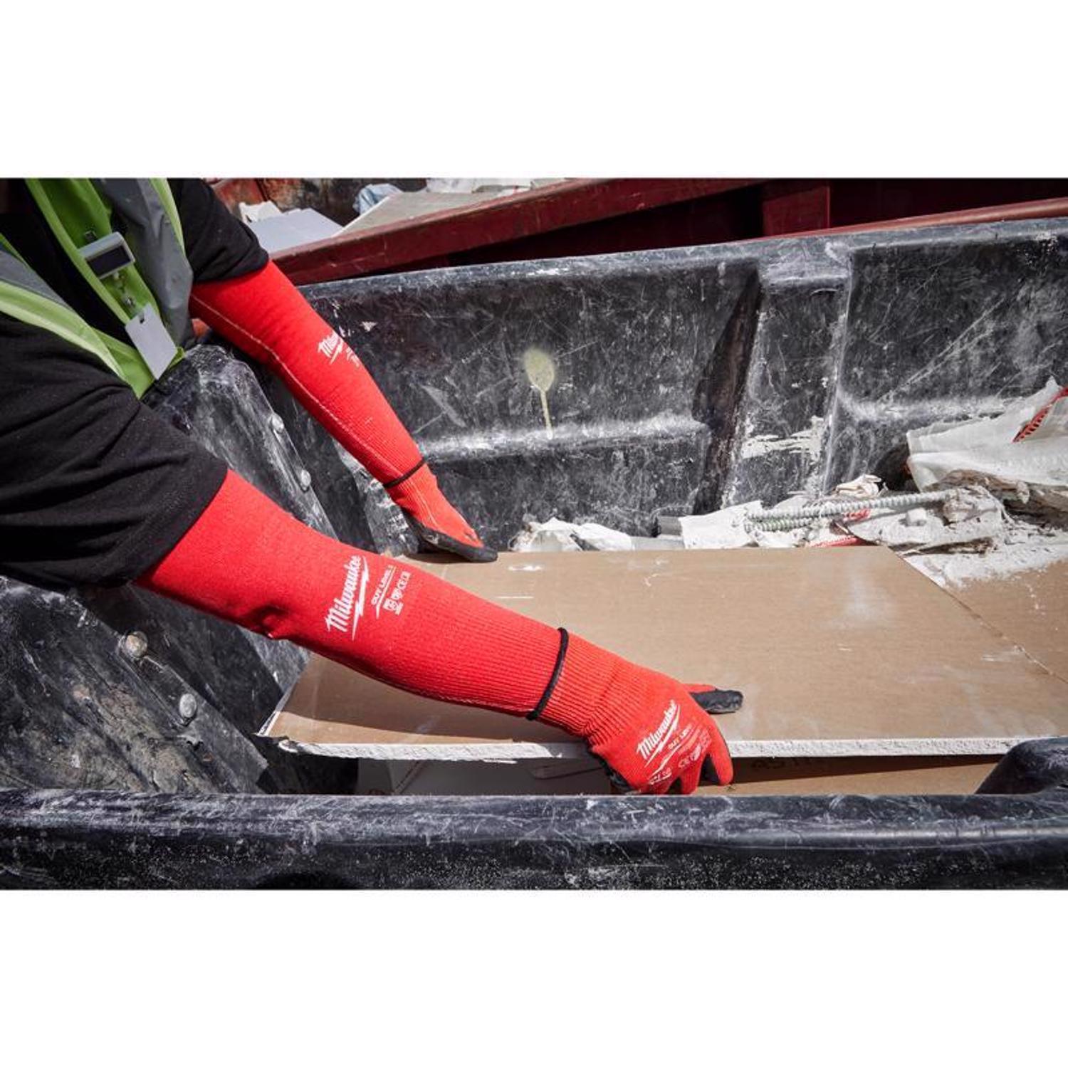 Milwaukee Cut-Resistant Arm Sleeve Red