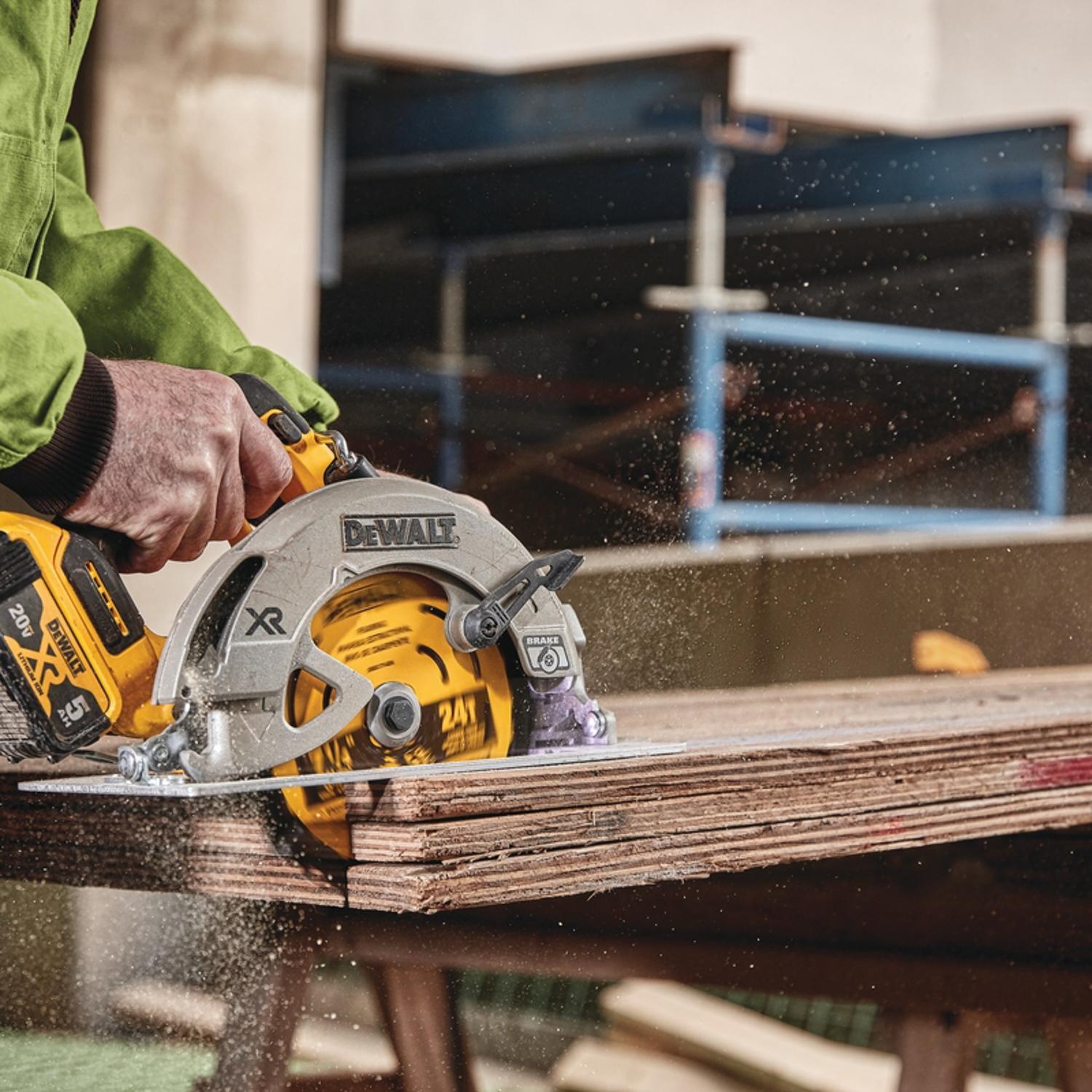 DeWalt 7-1/4 in. D X 5/8 in. Tungsten Carbide Circular Saw Blade Set 24 teeth 2 pk