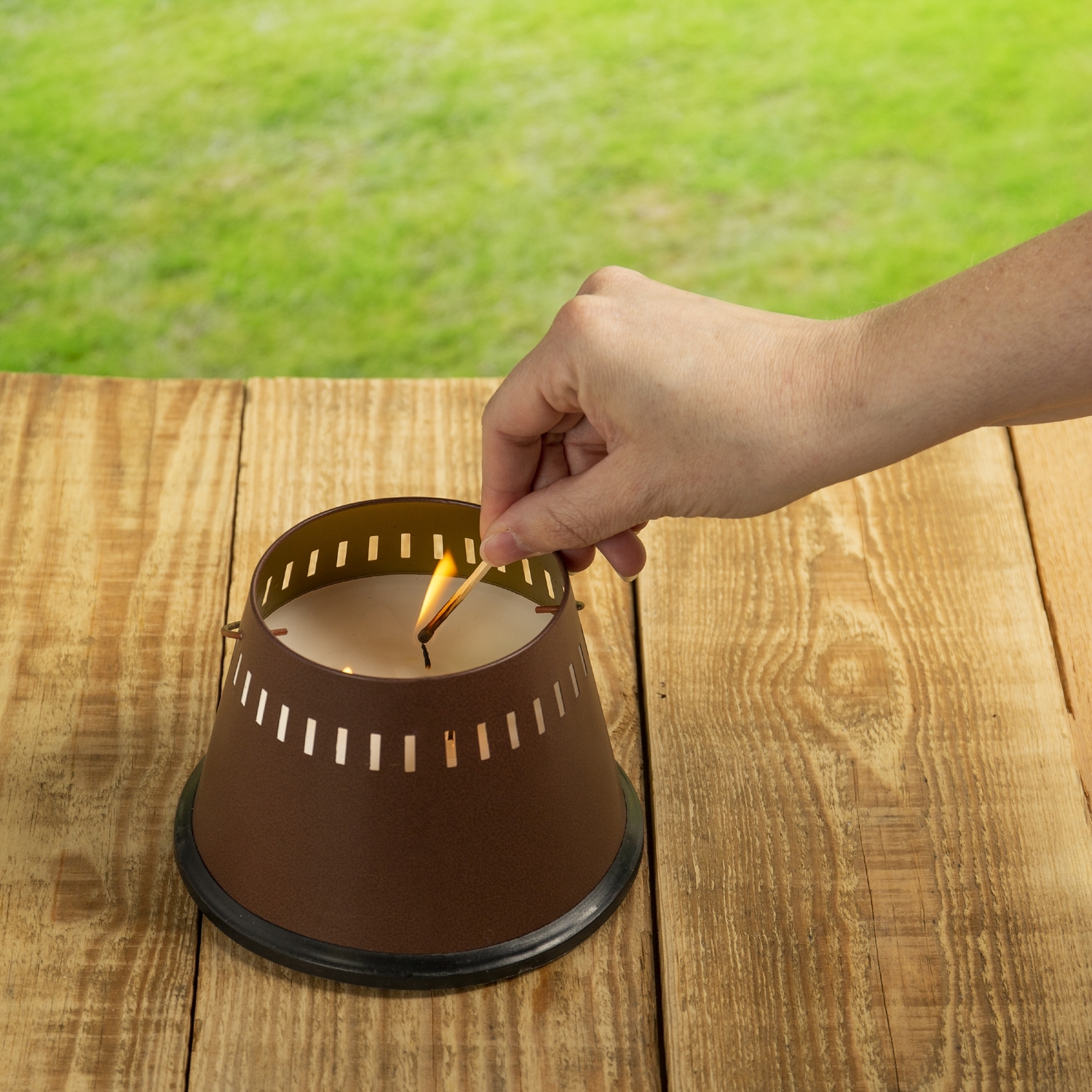 Cutter Citro Guard Citronella Candle For Mosquitoes/Other Flying Insects 20 oz