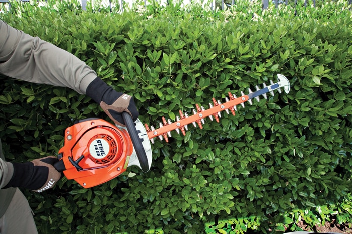 HEDGE TRIMMER HS56 24" DOUBLE